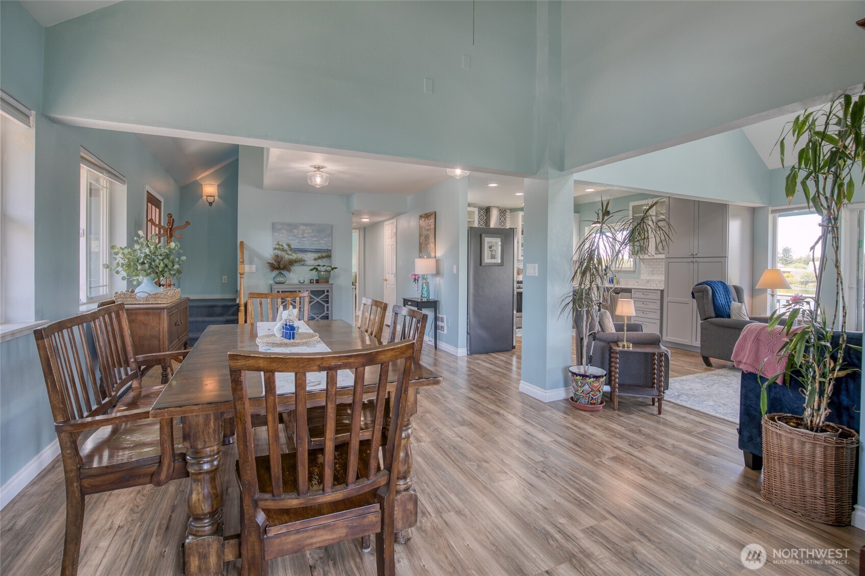 142 Sea Breeze Loop Property Photo 10
