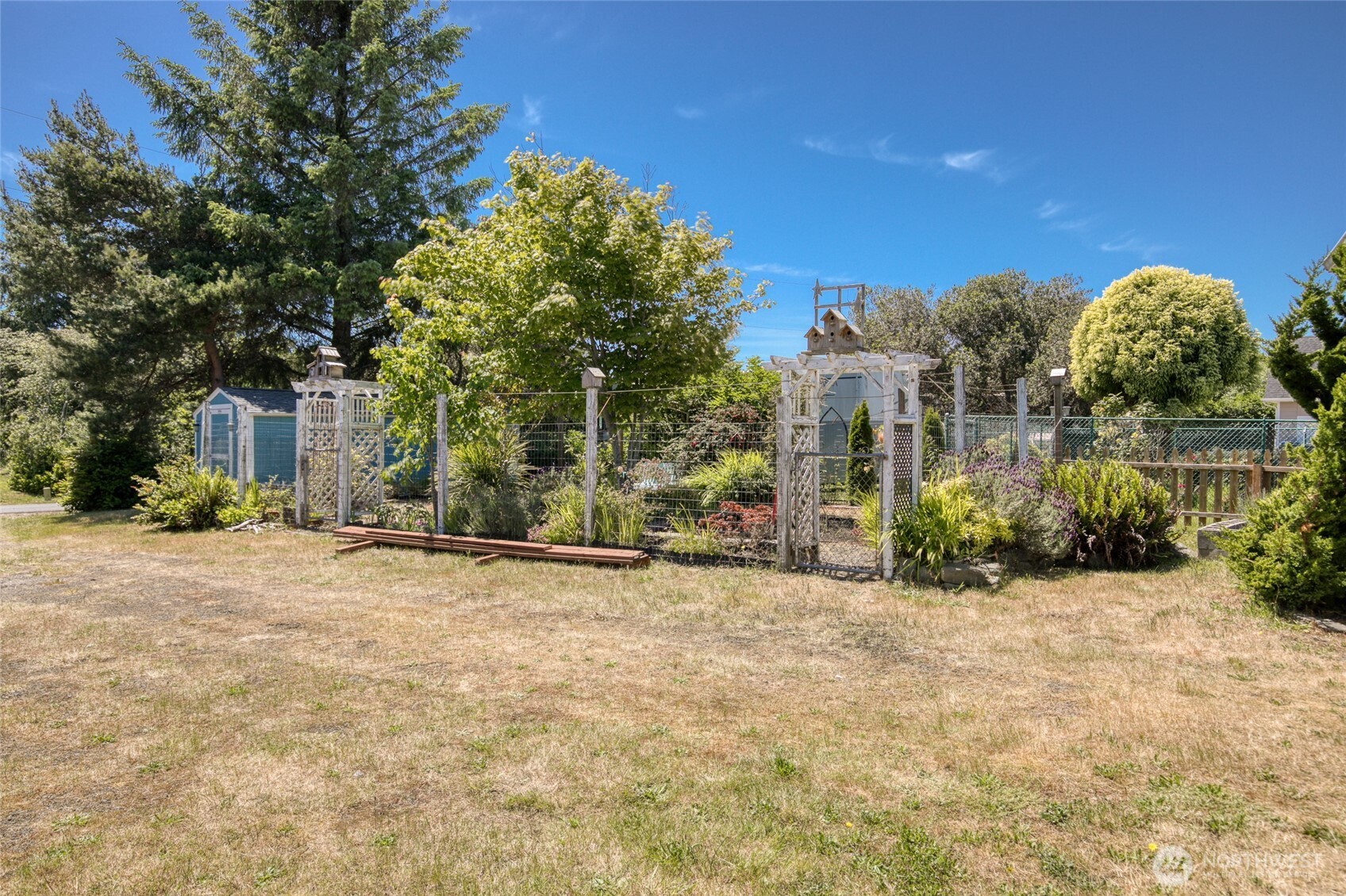 142 Sea Breeze Loop Property Photo 36