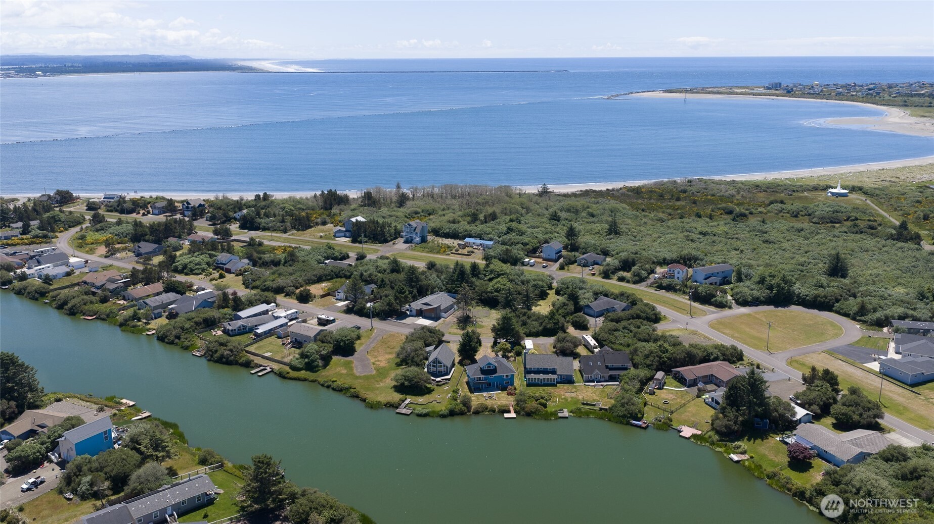 142 Sea Breeze Loop Property Photo 38