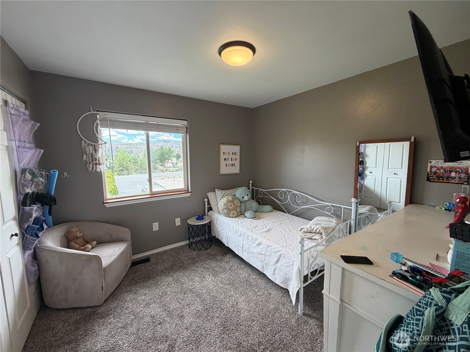 324 Omak River Road Property Photo 14