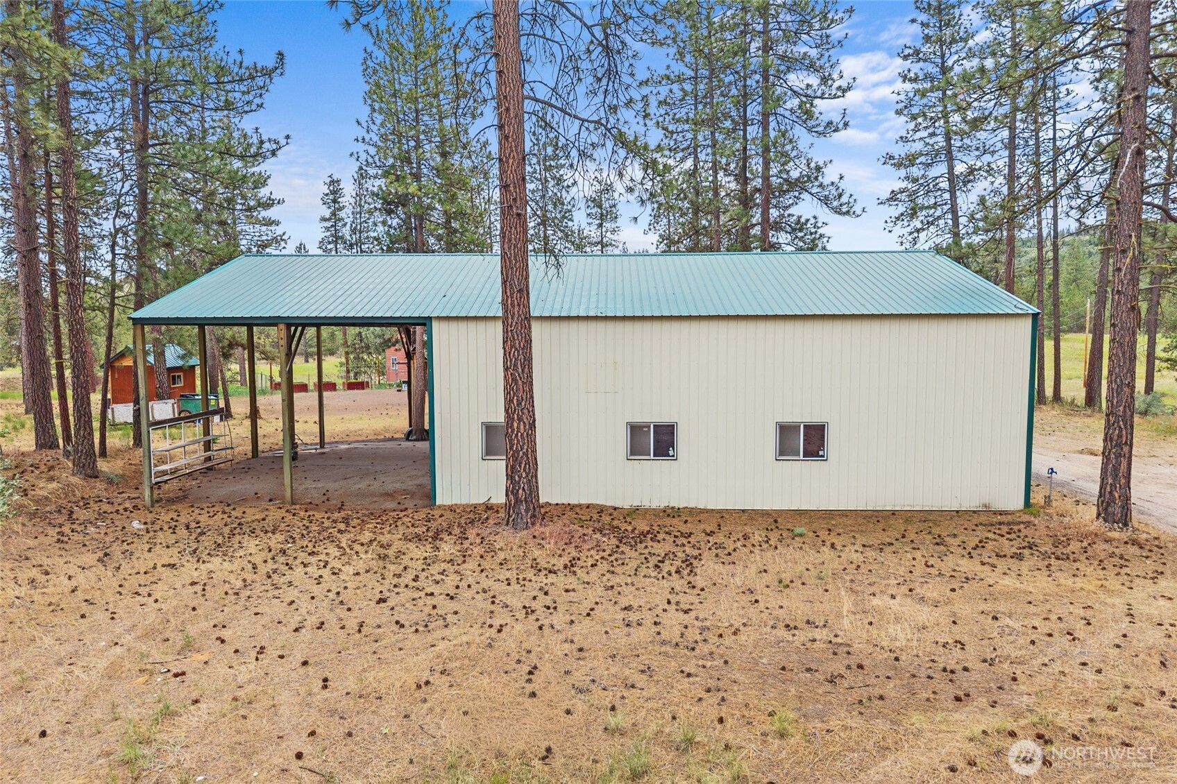 40048 Cayuse Cove Property Photo 22