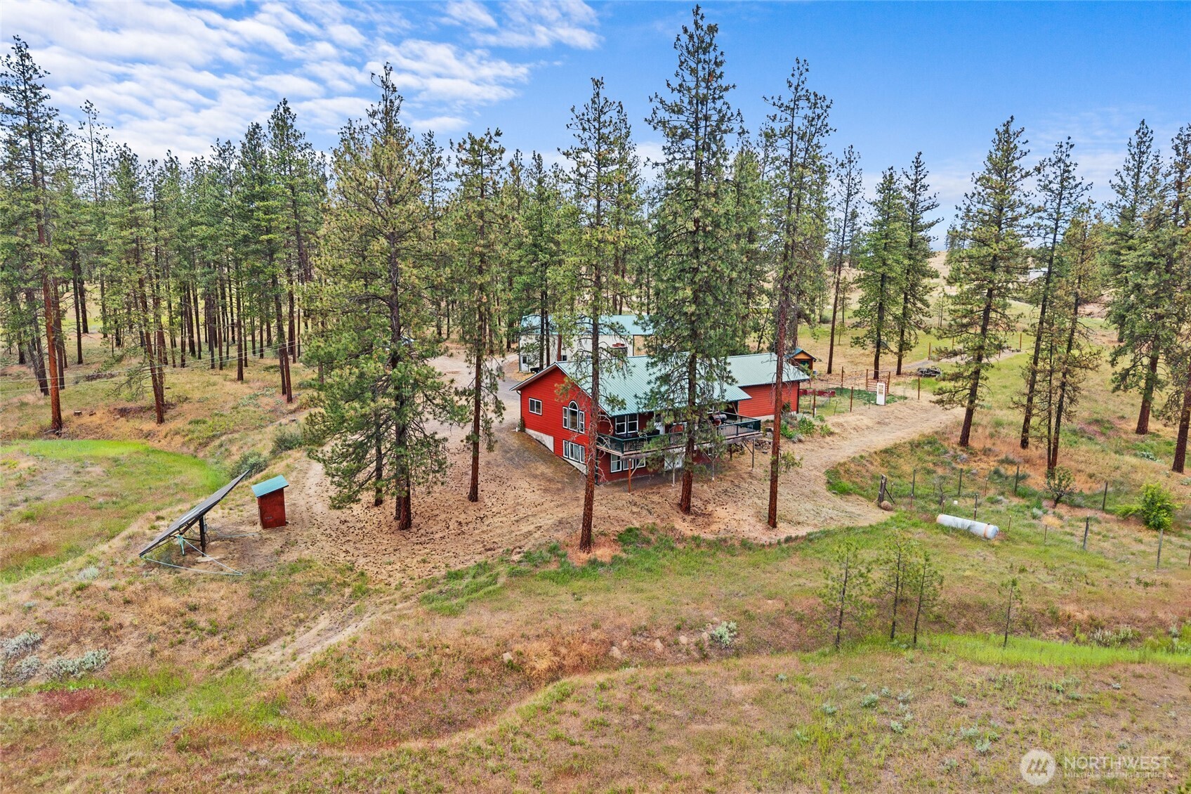 40048 Cayuse Cove Property Photo 36