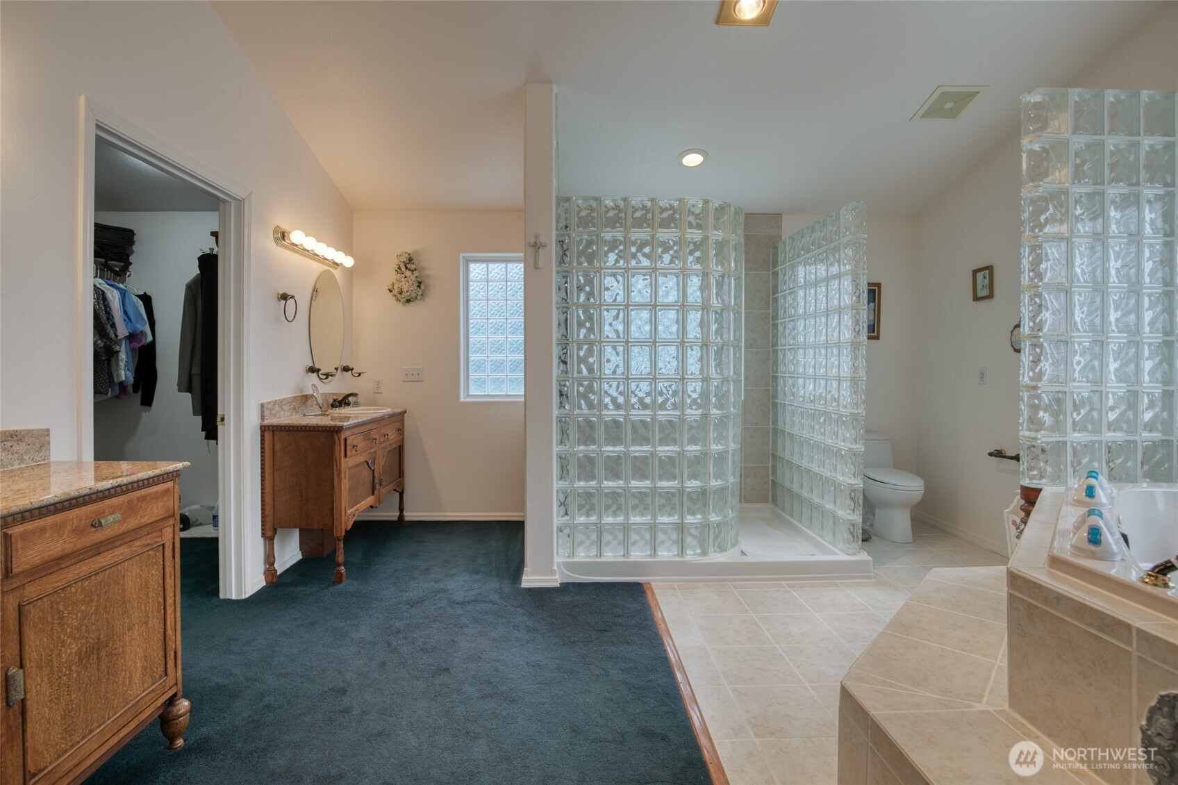 15 Diamond Drive Property Photo 19