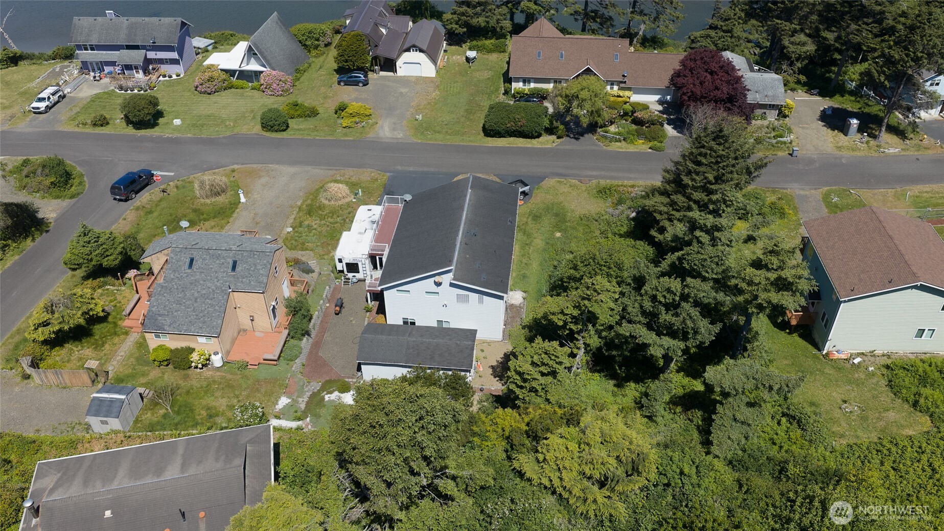 15 Diamond Drive Property Photo 37