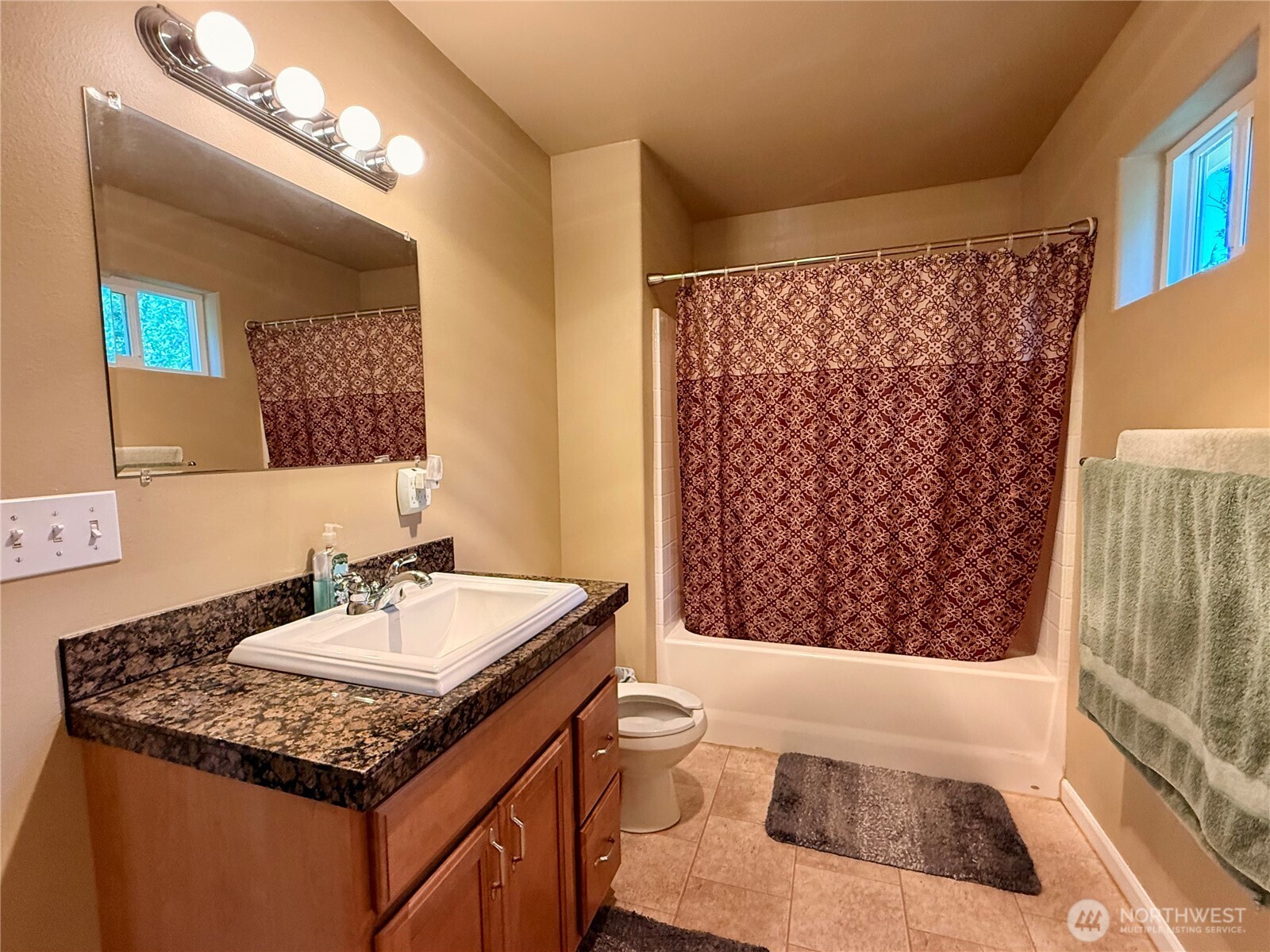 148 Wishkah Street Property Photo 20