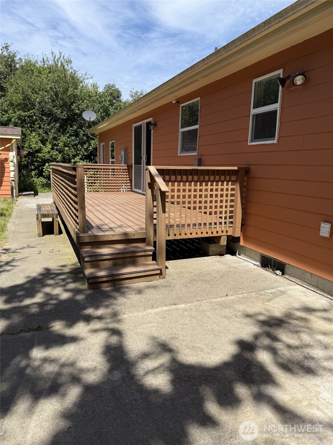 509 Point Brown Avenue Property Photo 18