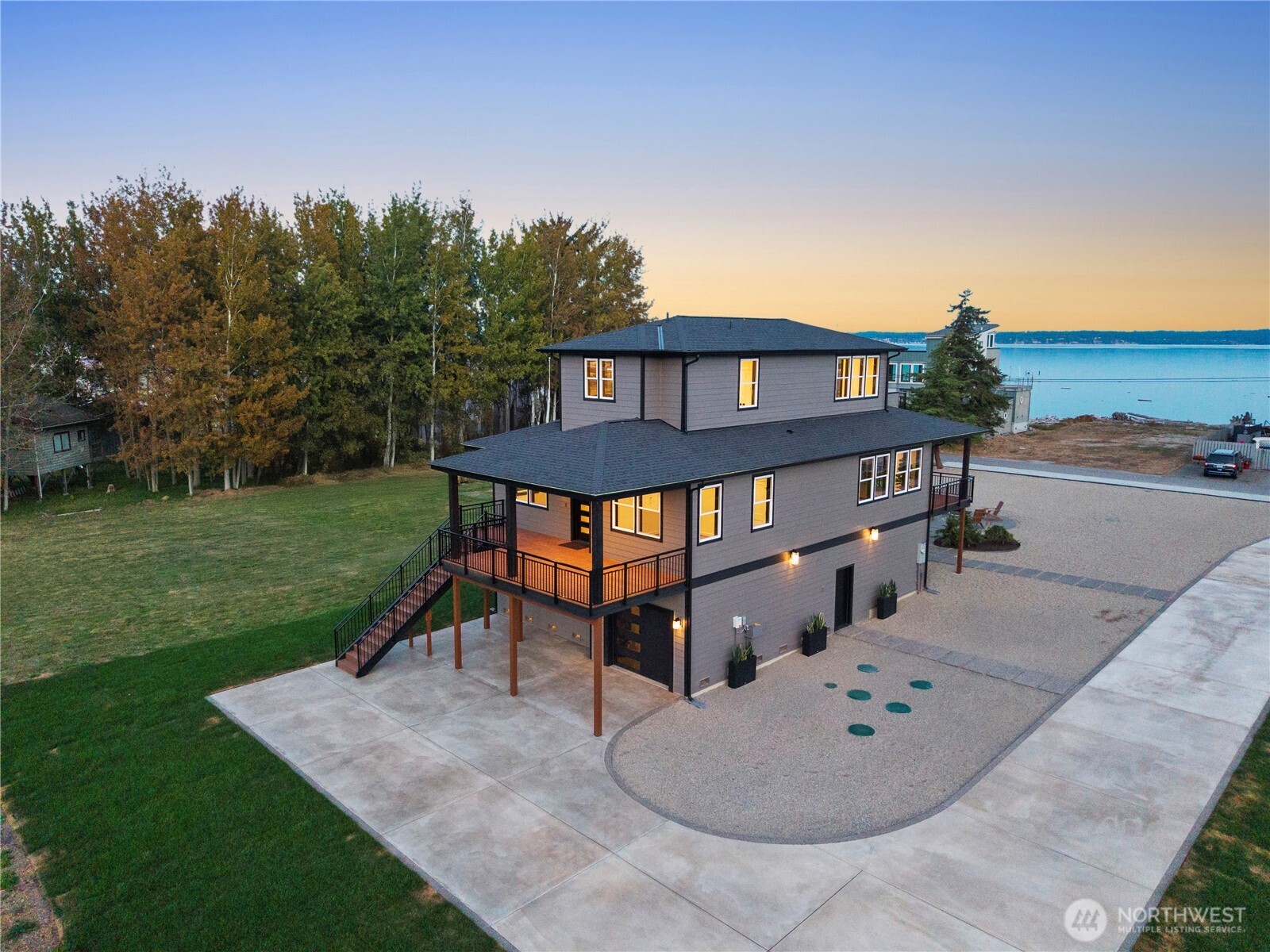 169 Driftwood Shores Property Photo 1