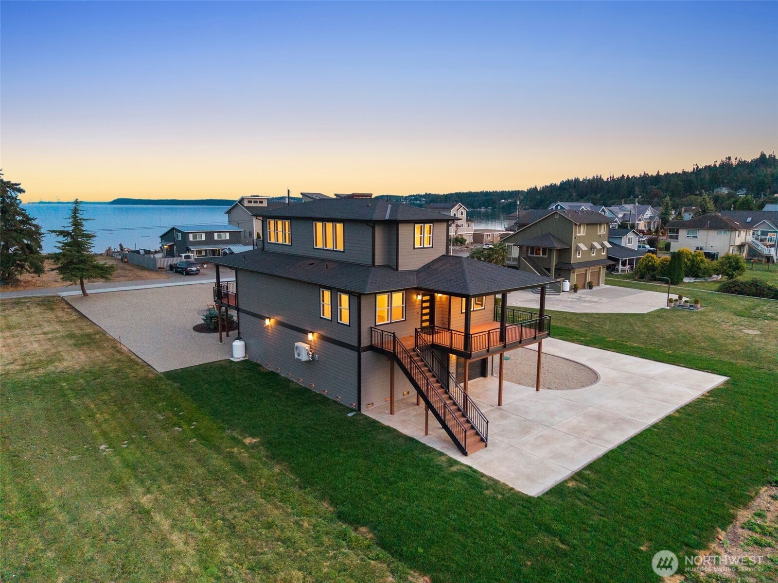 169 Driftwood Shores Property Photo 35