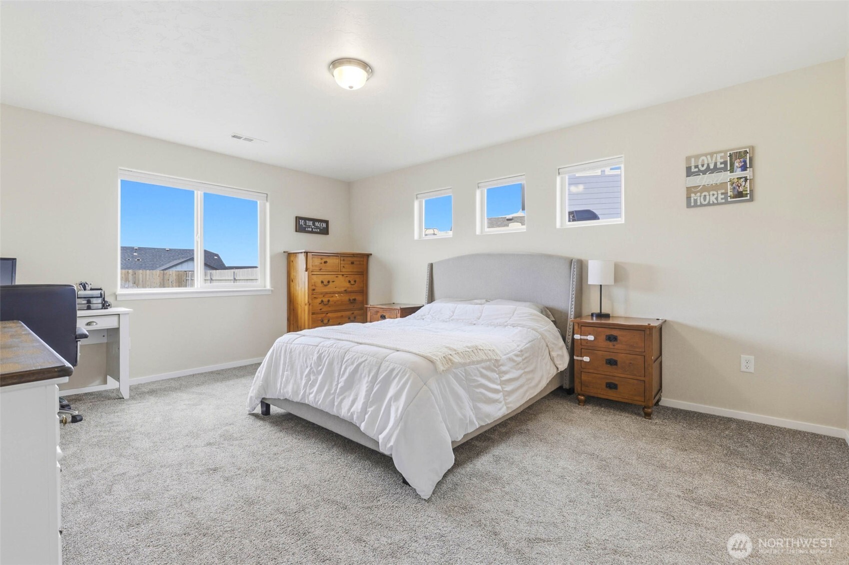 6212 Ramus Ln Property Photo 14