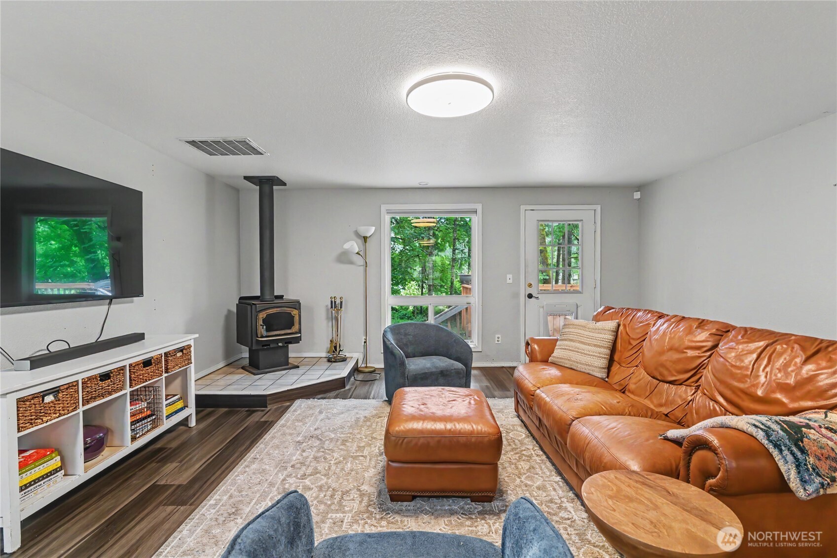 8212 Ethan Court Property Photo 4