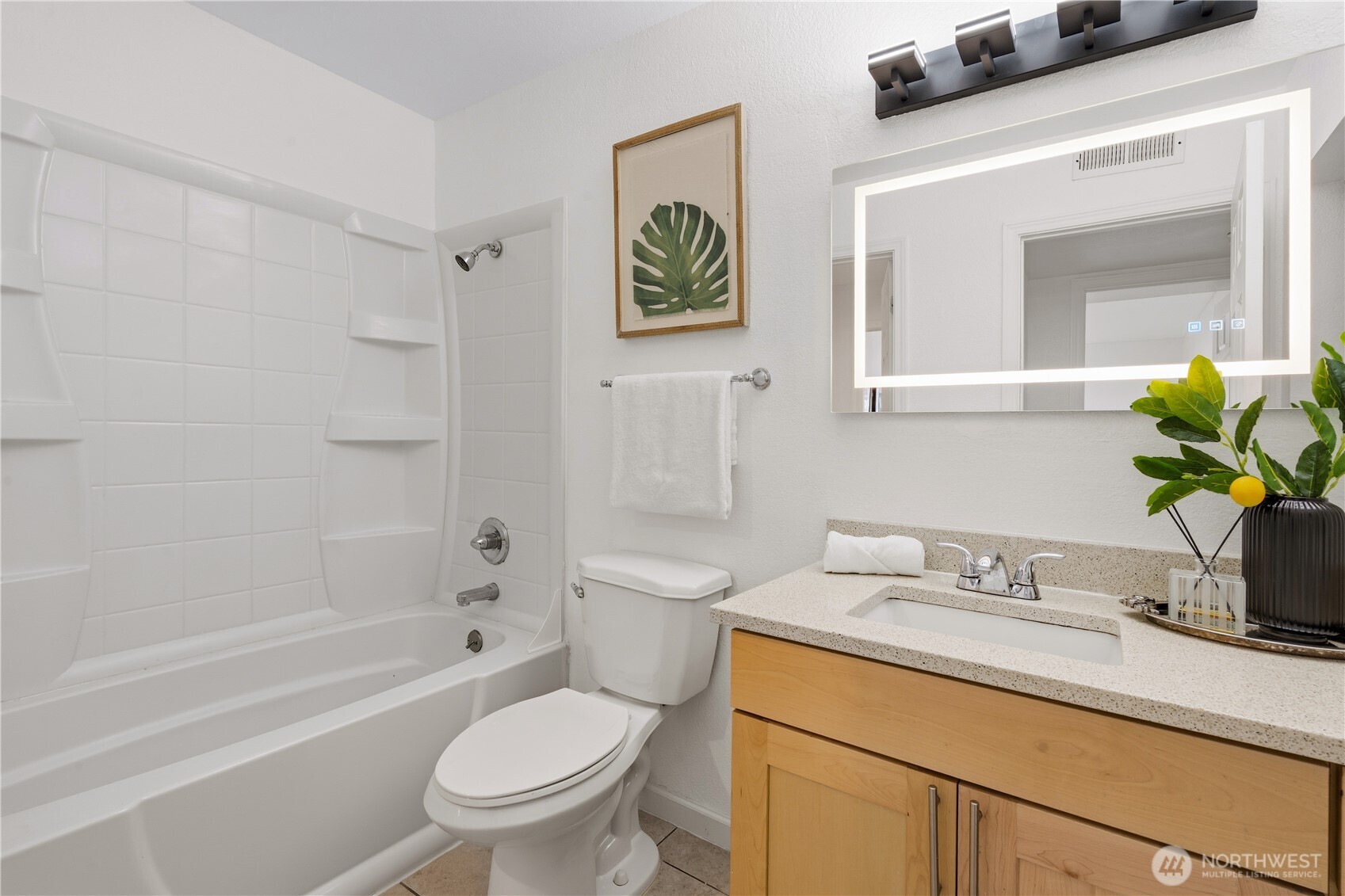 12525 Ne 145th Place F97 Property Photo 12