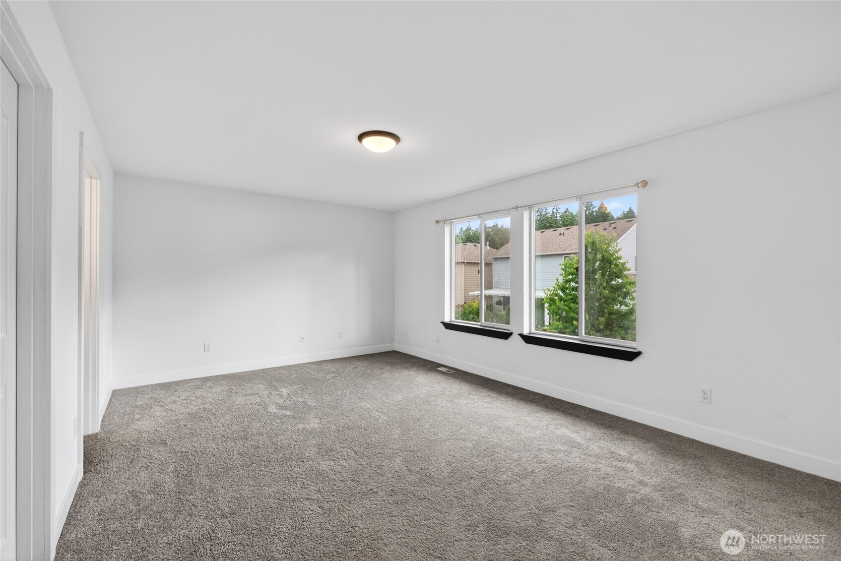18209 5th Avenue Ct Property Photo 8