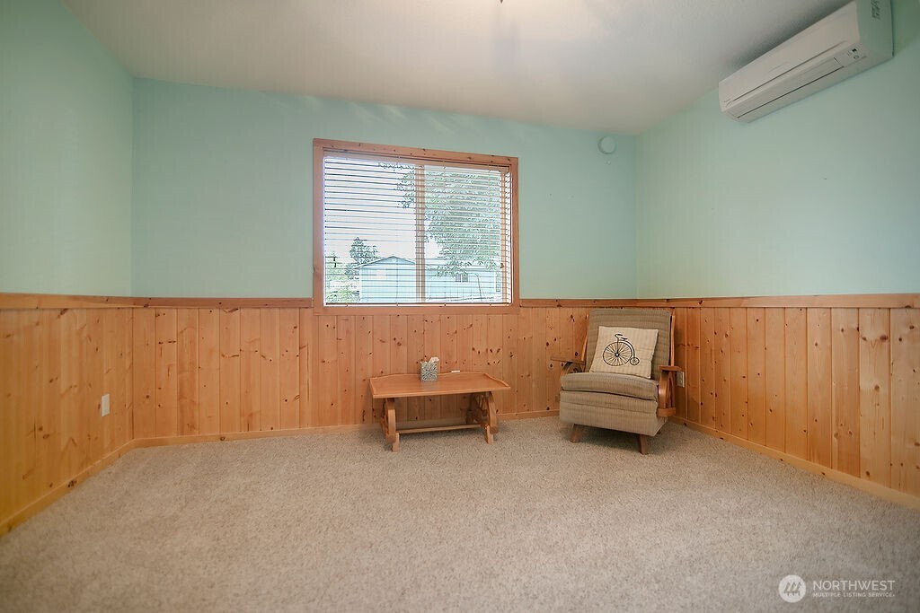 104 E Zola Drive Property Photo 20