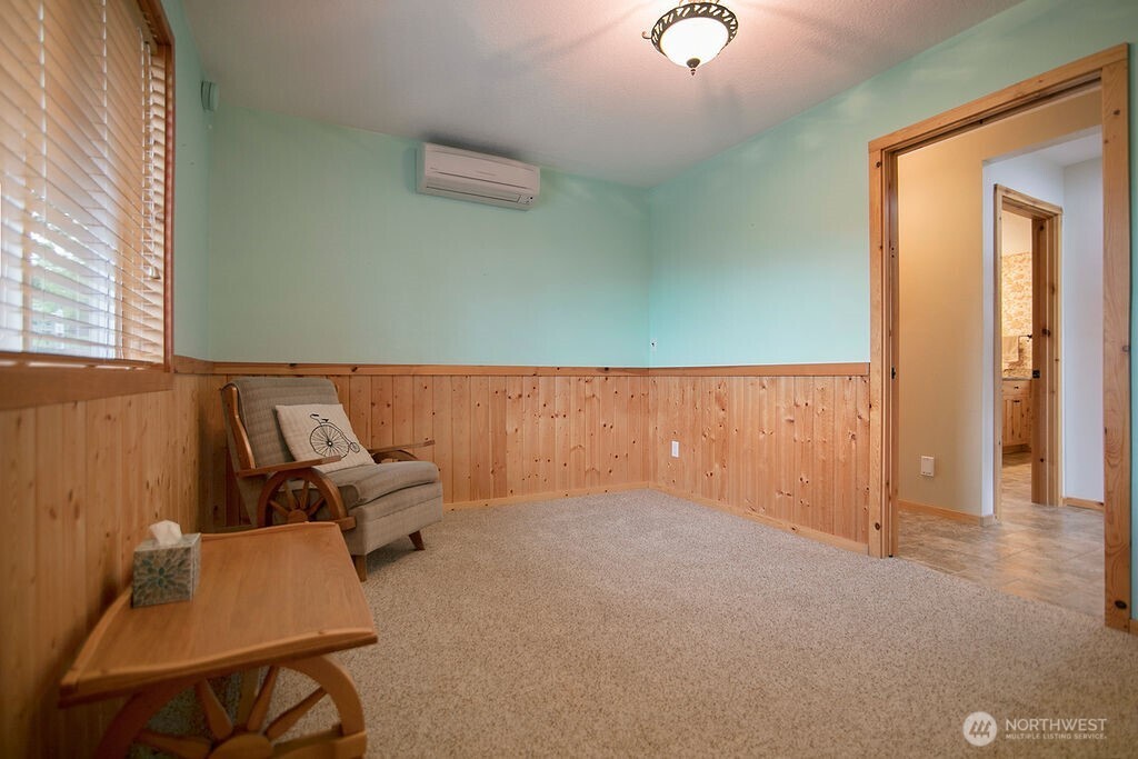 104 E Zola Drive Property Photo 21