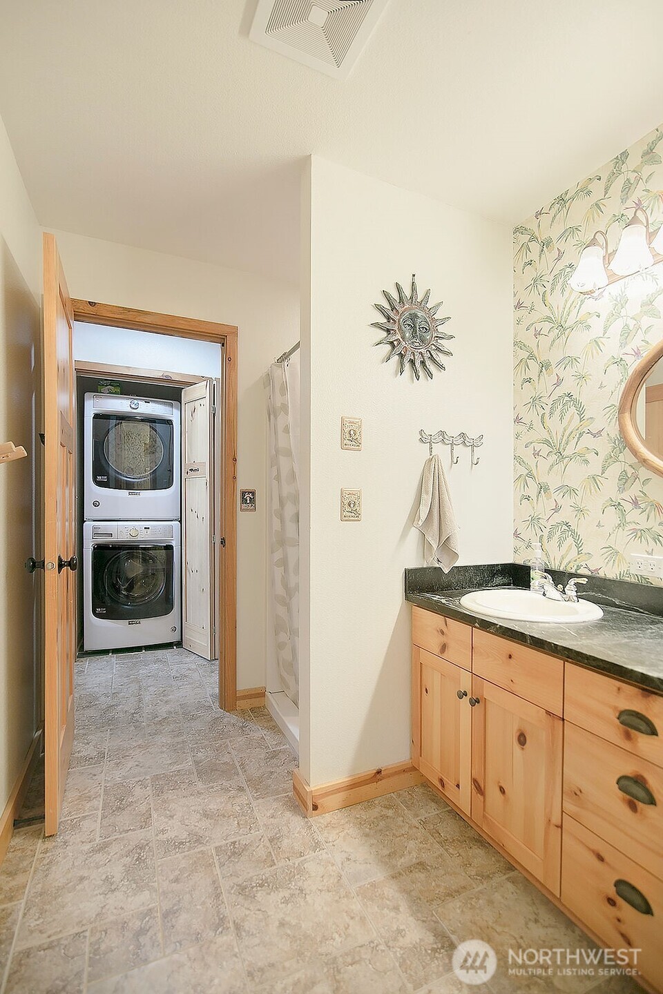104 E Zola Drive Property Photo 28