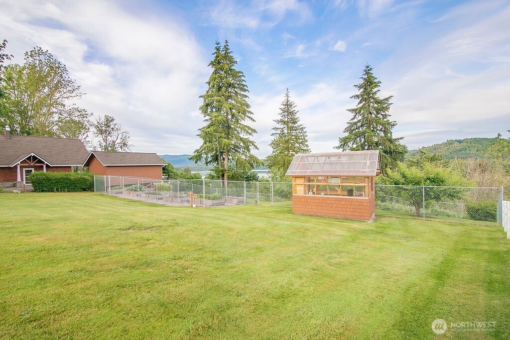 104 E Zola Drive Property Photo 36