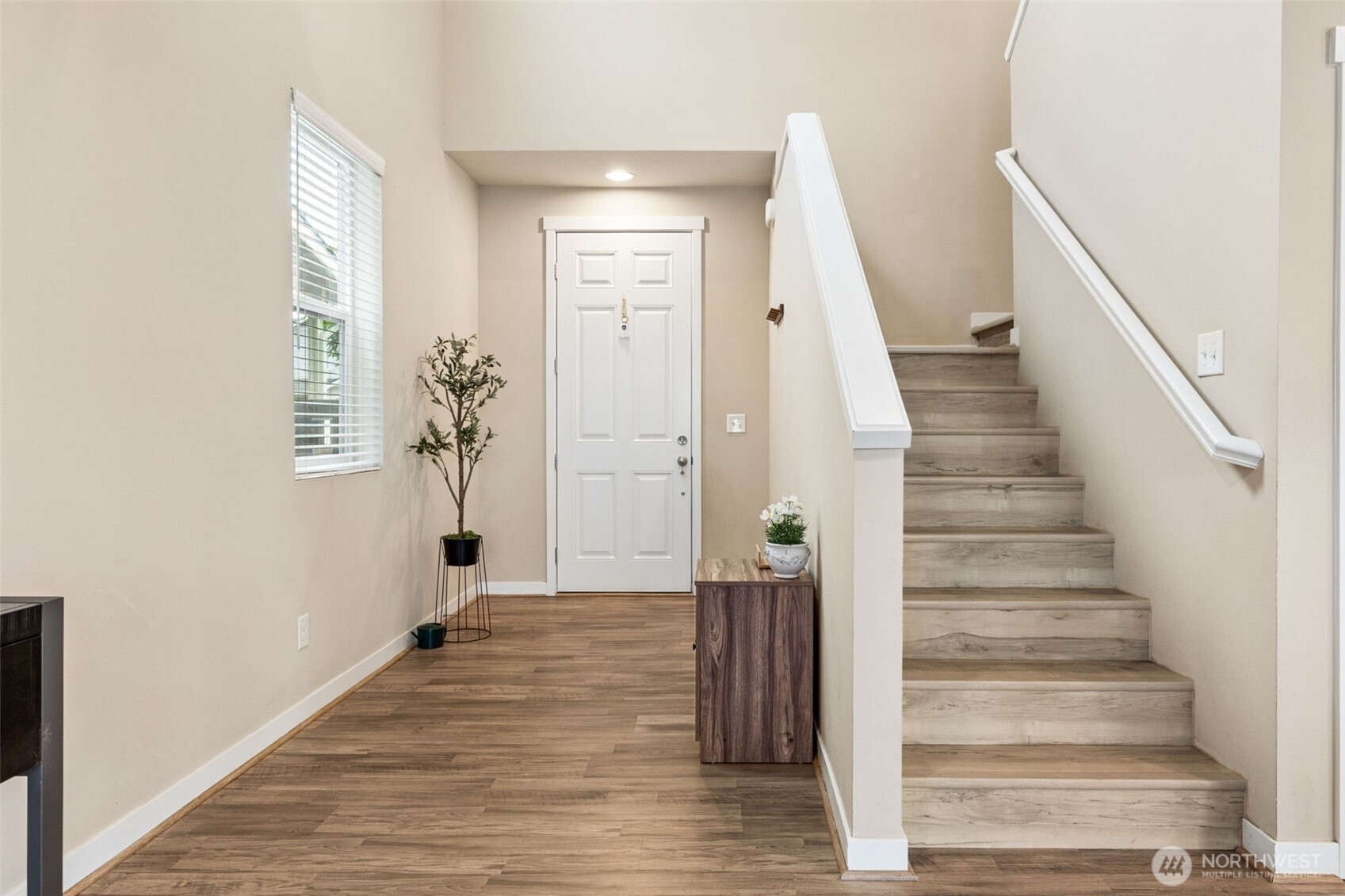 9079 Buttercup Street Property Photo 3