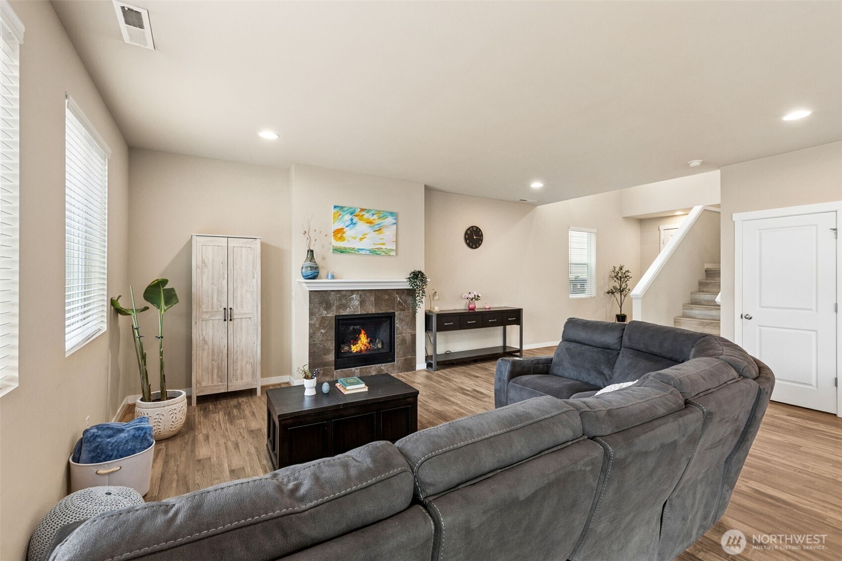 9079 Buttercup Street Property Photo 6