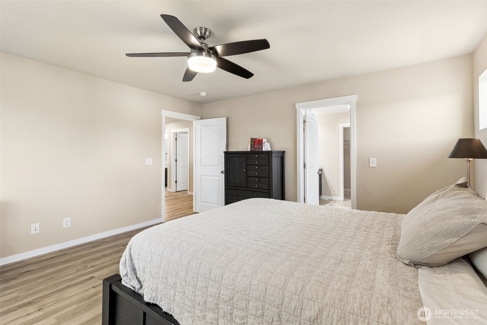 9079 Buttercup Street Property Photo 16
