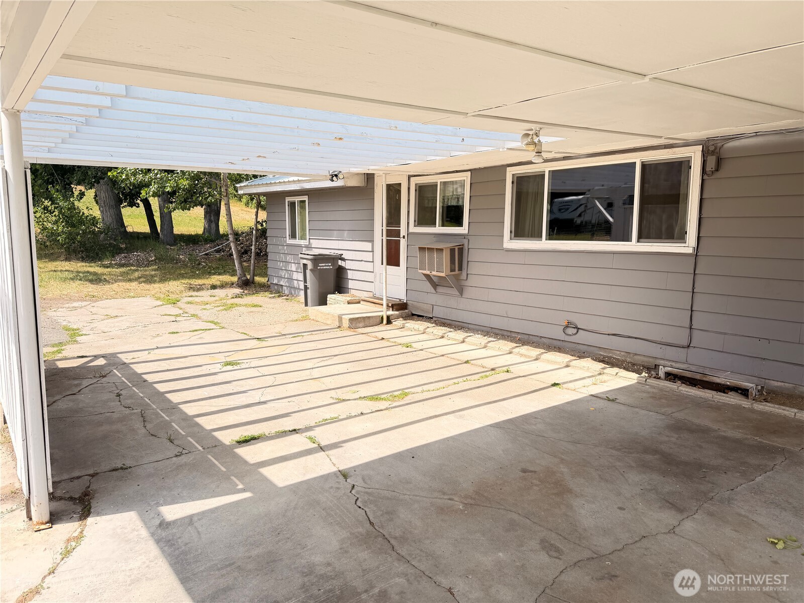 2108 Deerpath Property Photo 22