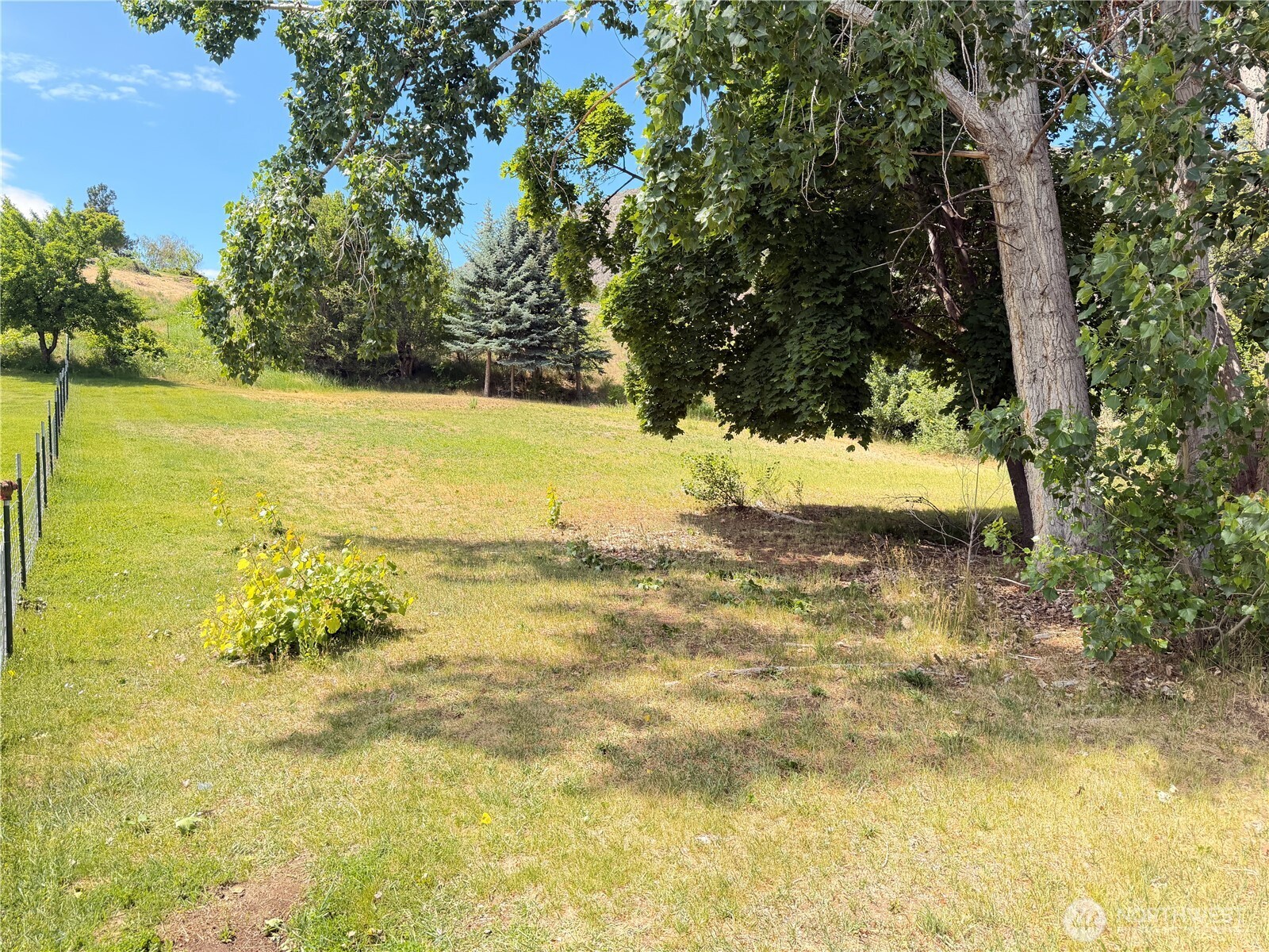2108 Deerpath Property Photo 25