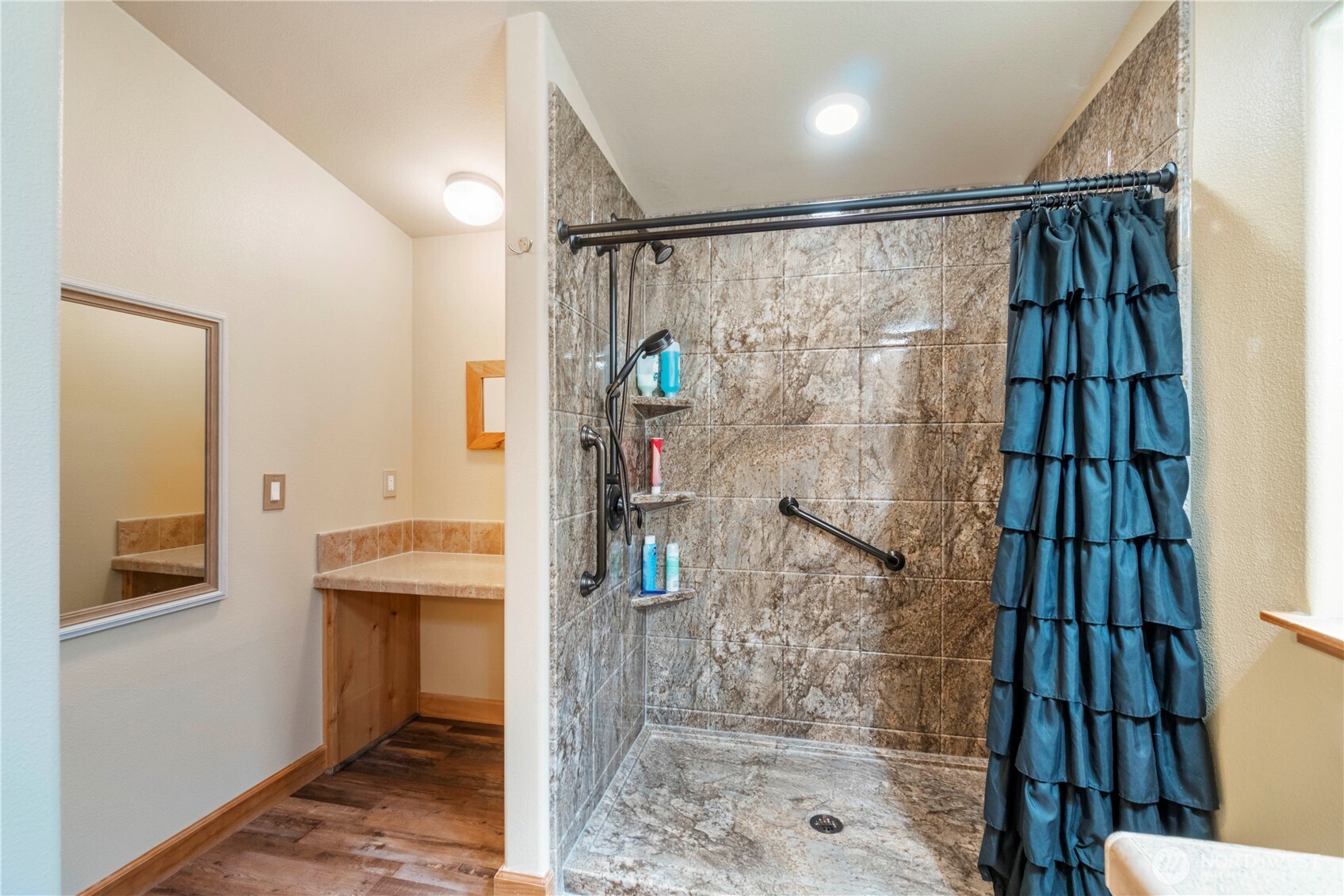 2014 140 Street 258 Property Photo 6