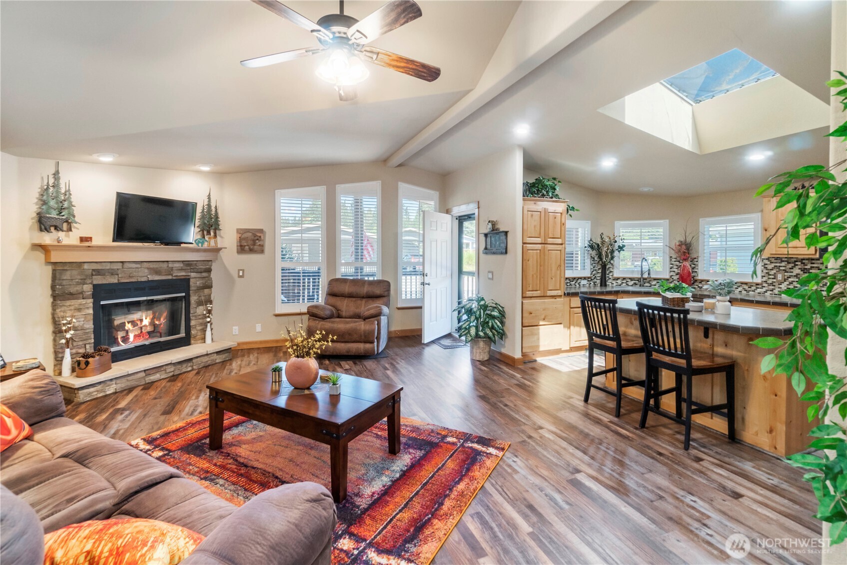 2014 140 Street 258 Property Photo 9