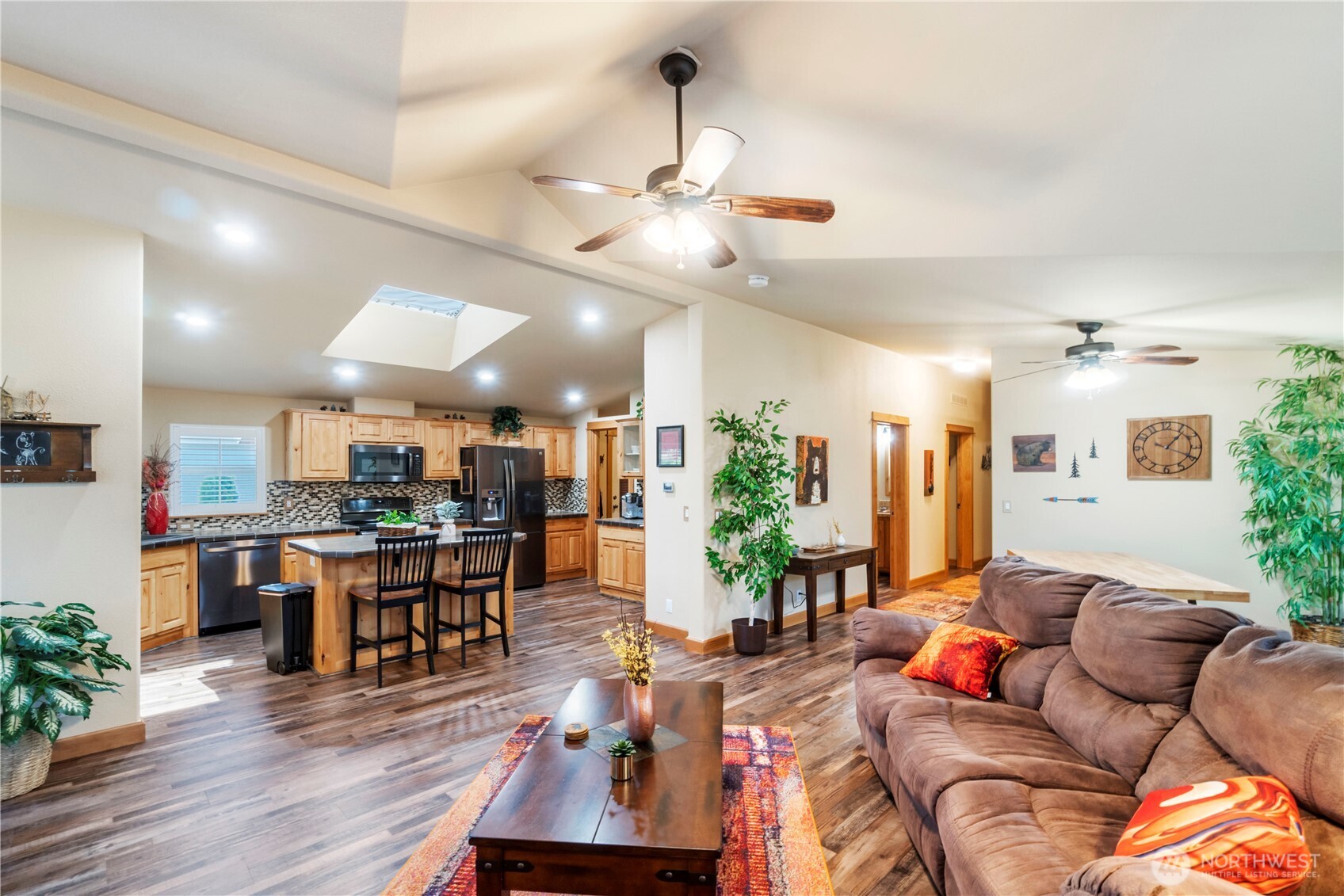 2014 140 Street 258 Property Photo 11