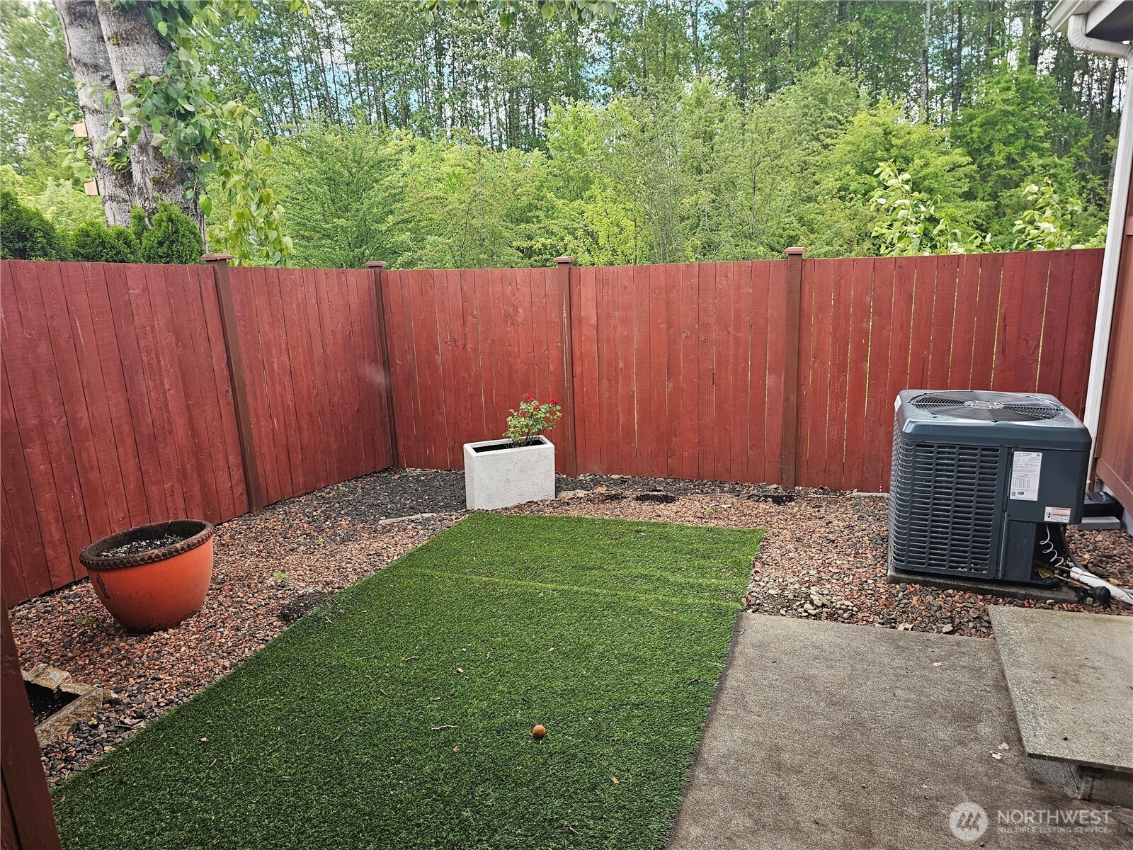 2014 140 Street 258 Property Photo 18