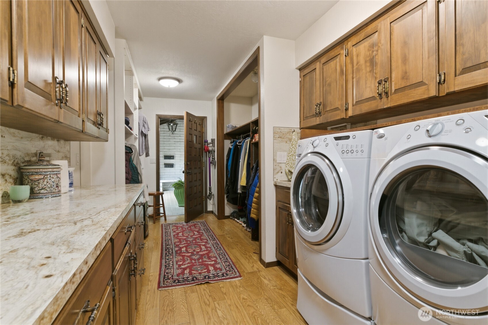 101 Gilbert Drive Property Photo 26