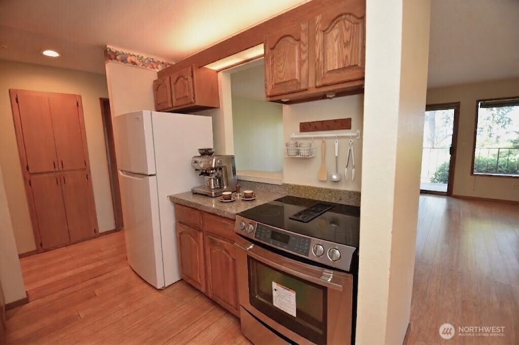 8230 53rd Avenue 812 Property Photo 17