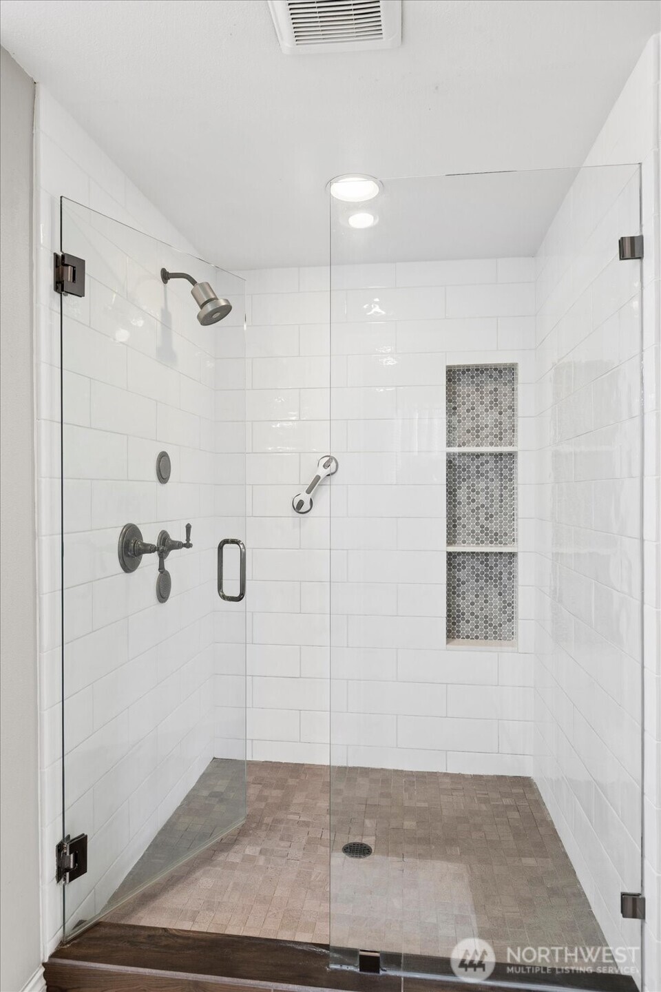 2211 238th Place Property Photo 20