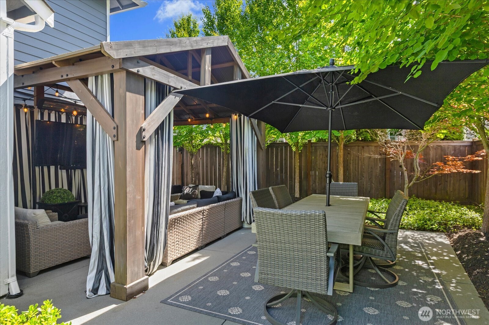 2211 238th Place Property Photo 33