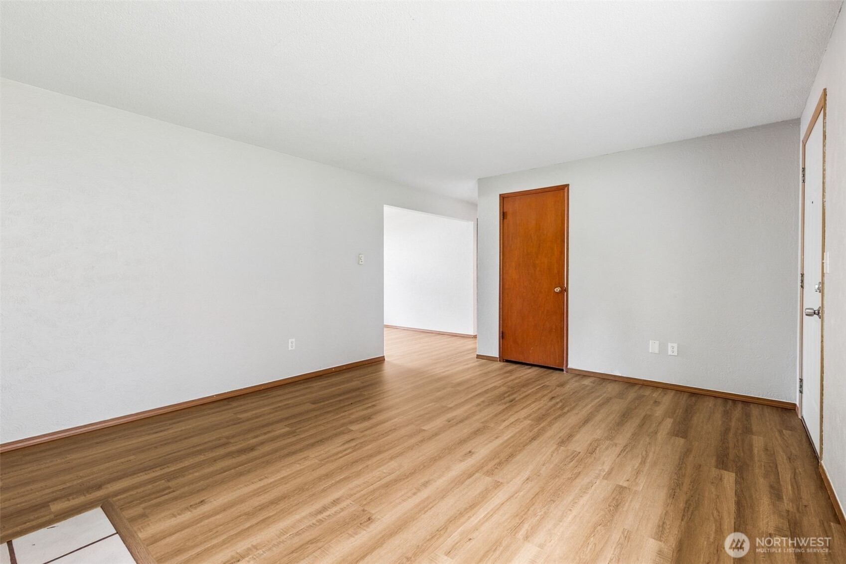 710 -712 S 127th Street Property Photo 5