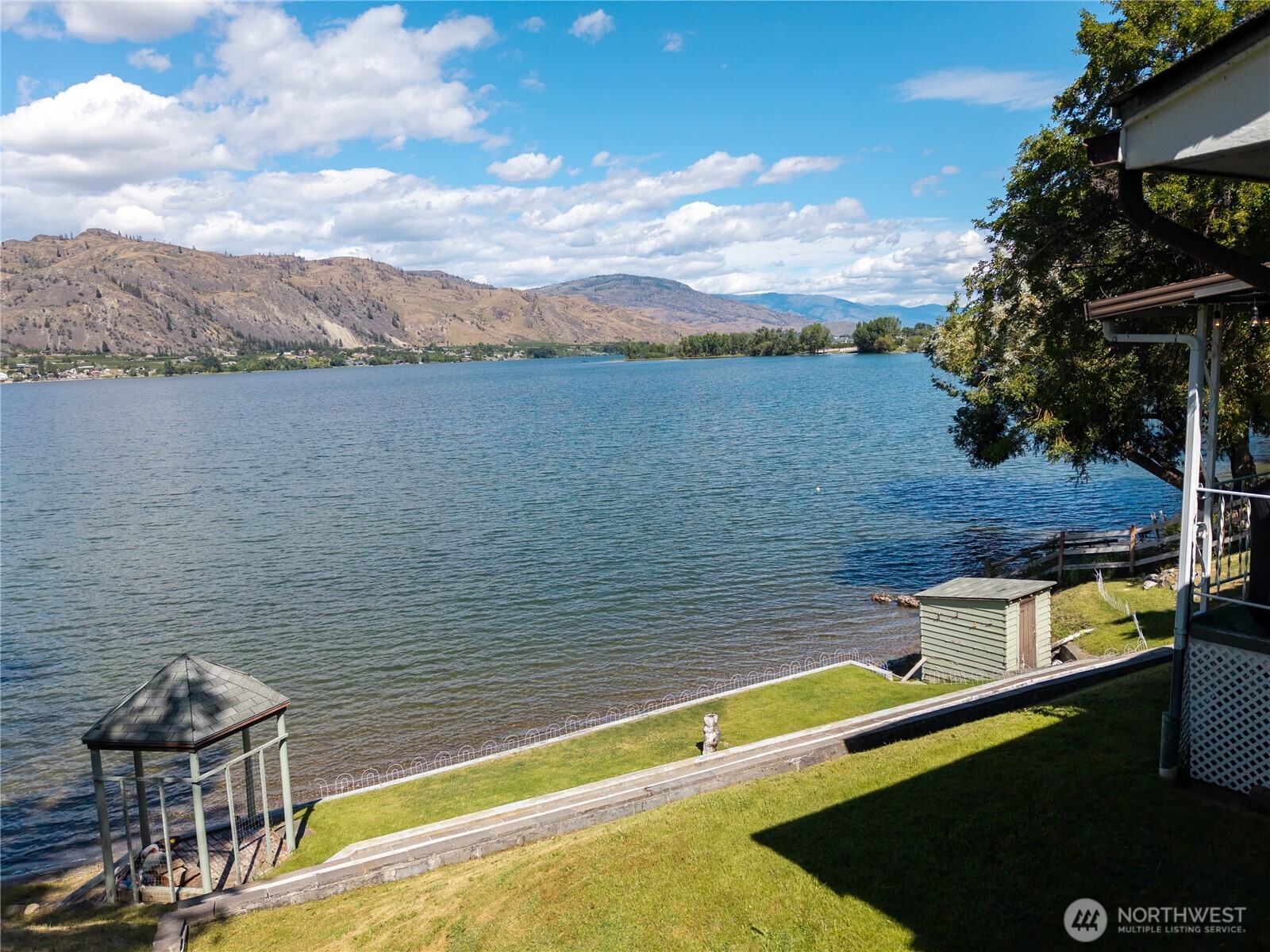 111 Eastlake Road Property Photo 6