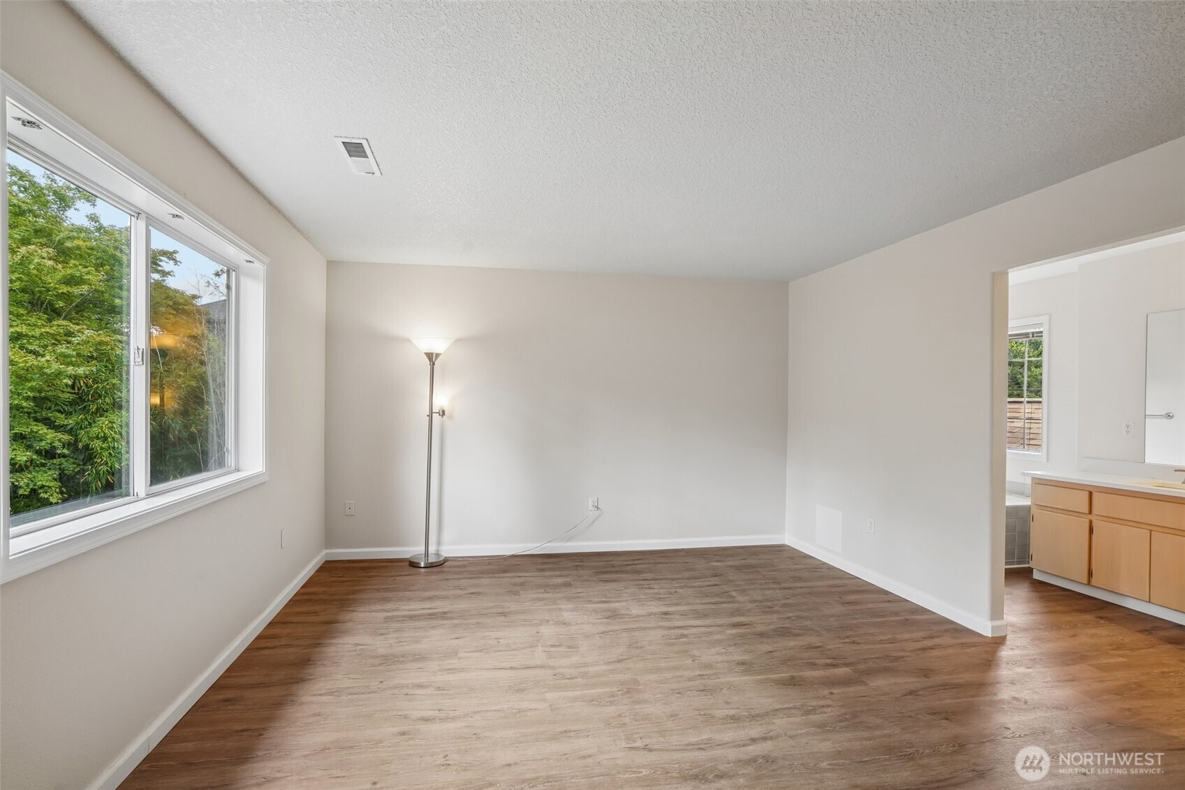 2111 Nw Willow Drive Property Photo 20