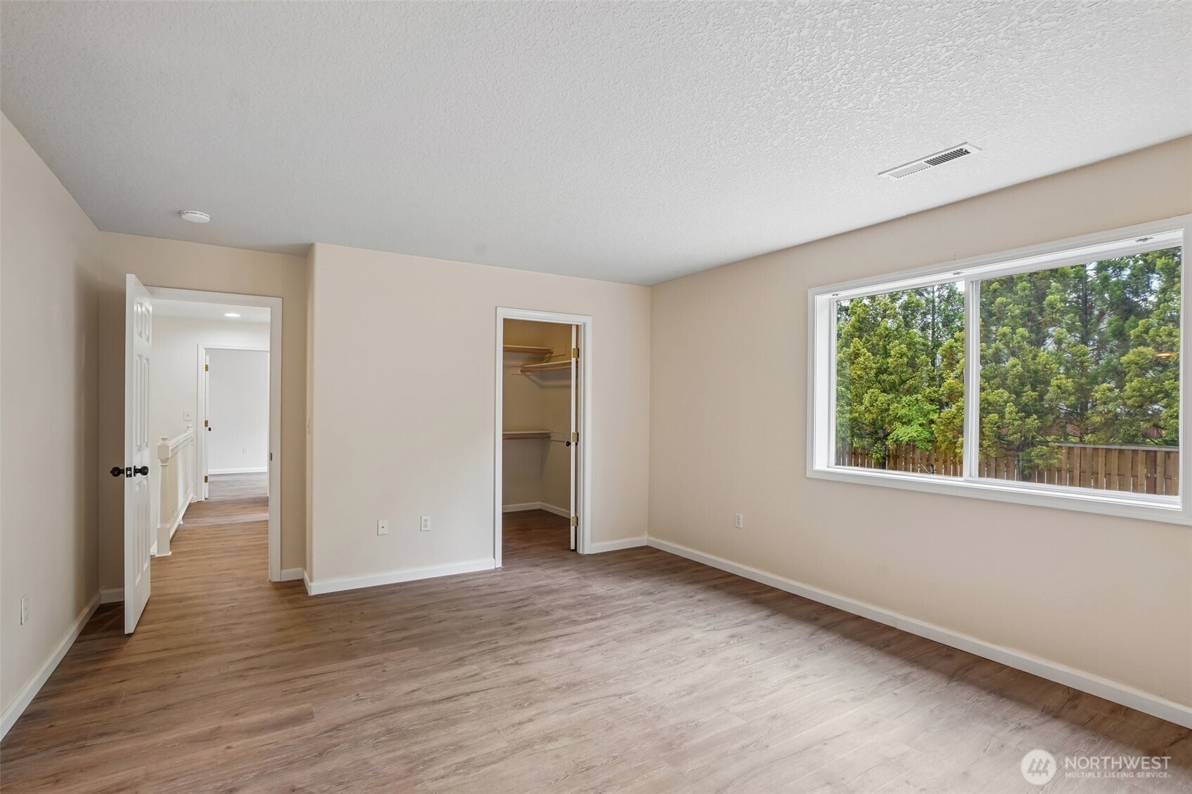 2111 Nw Willow Drive Property Photo 23