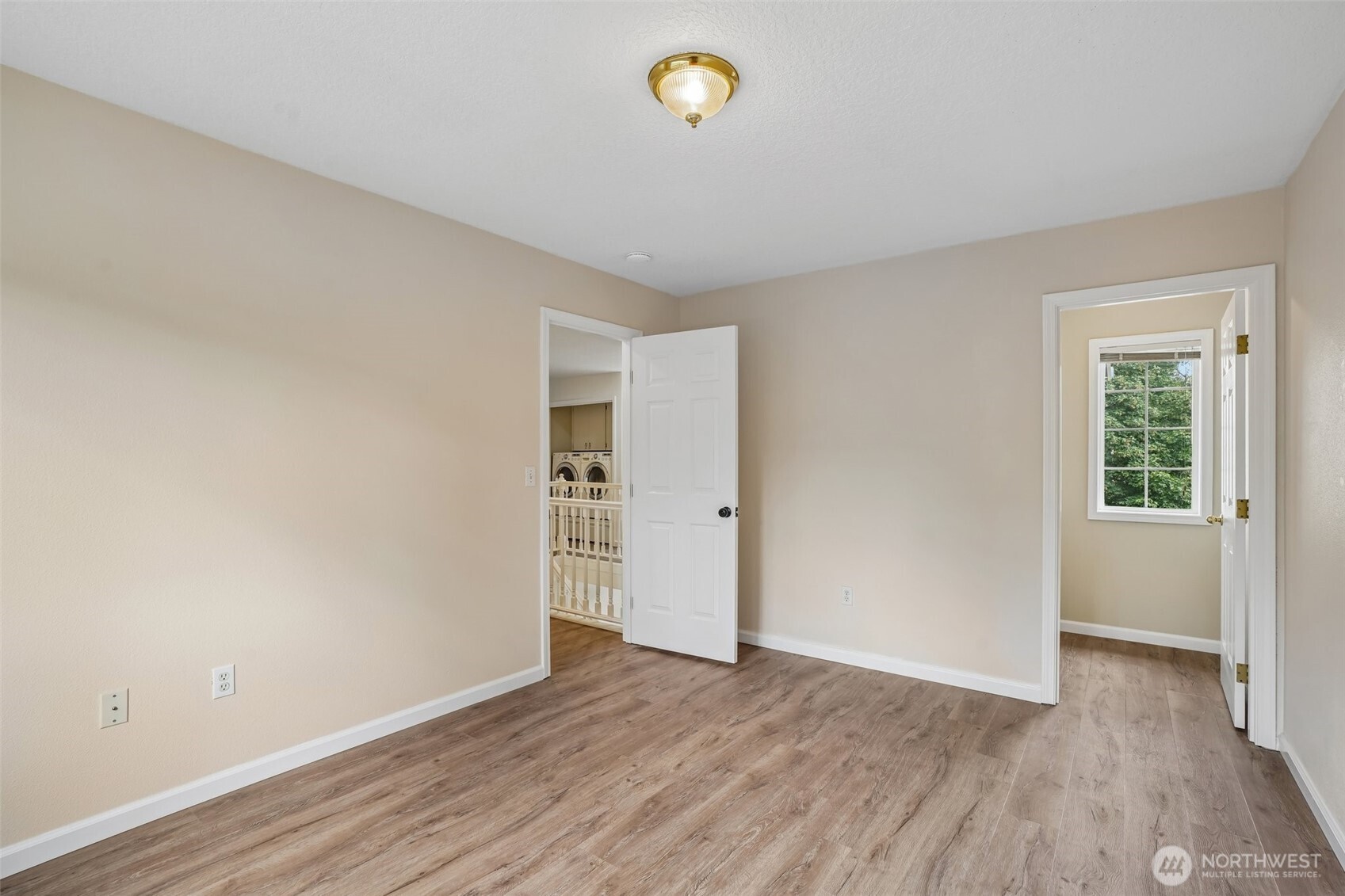 2111 Nw Willow Drive Property Photo 34