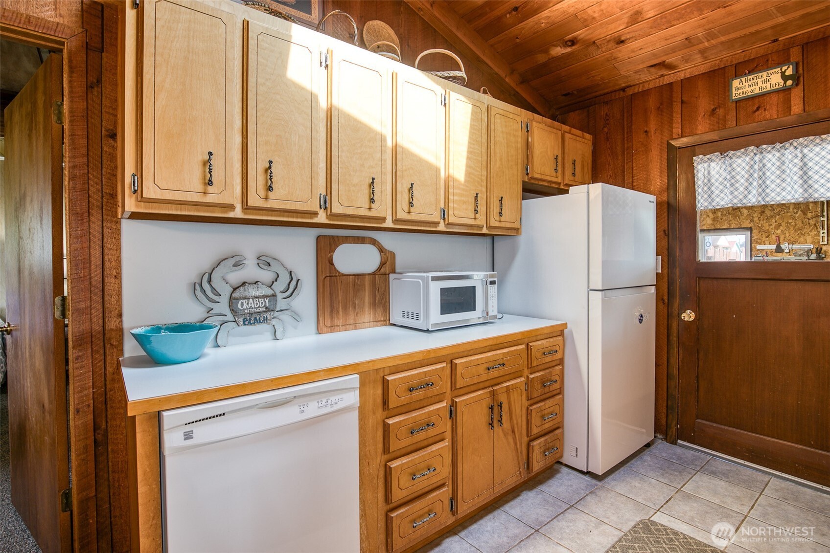 48571 Pacific Avenue Property Photo 13