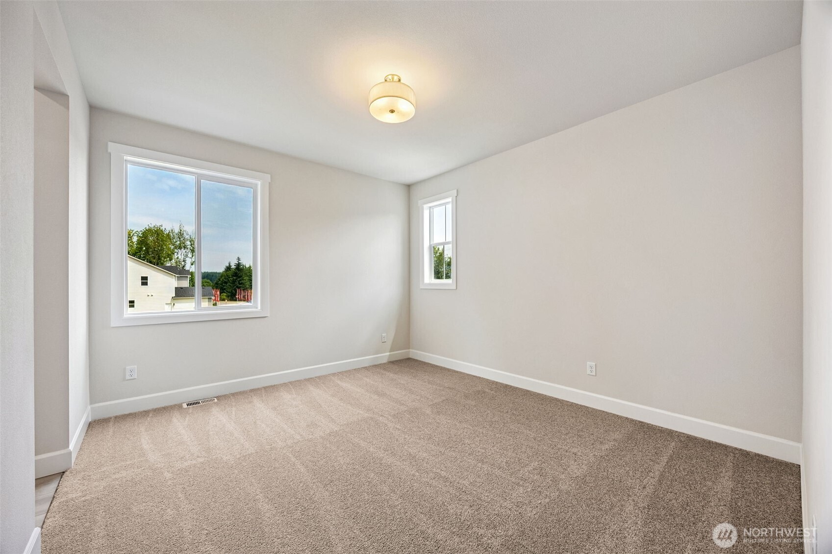 13712 100th Street 210 Property Photo 28