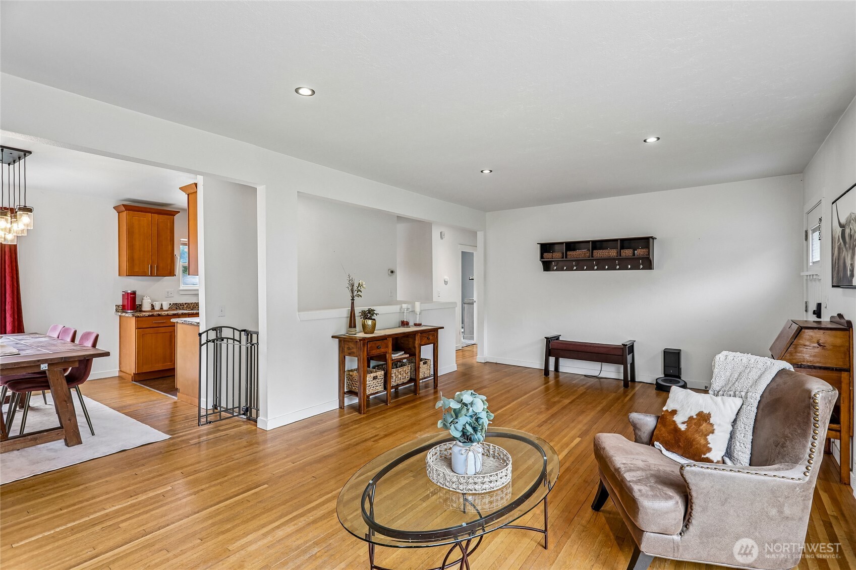 16208 48th Avenue Property Photo 4