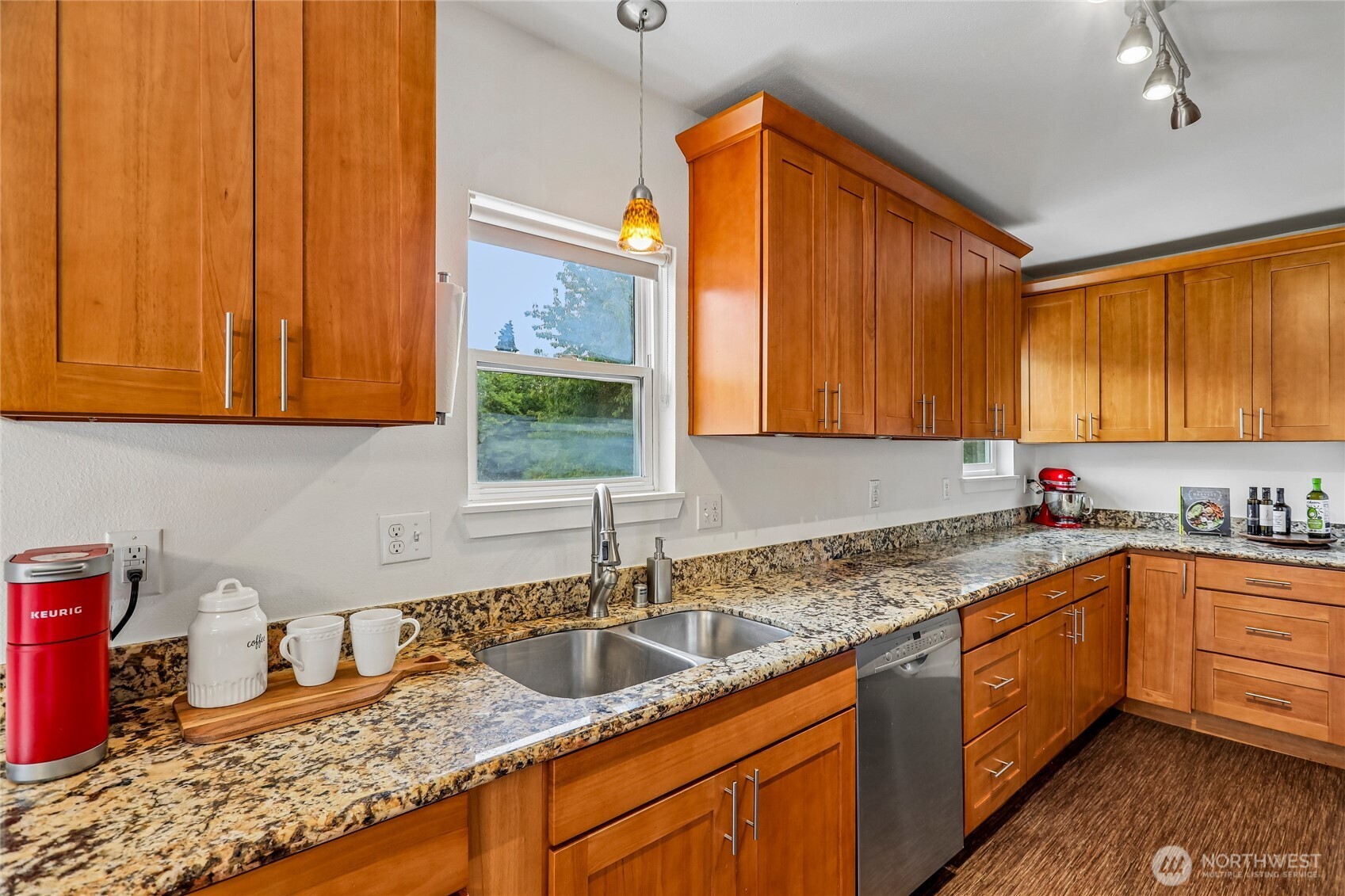 16208 48th Avenue Property Photo 9