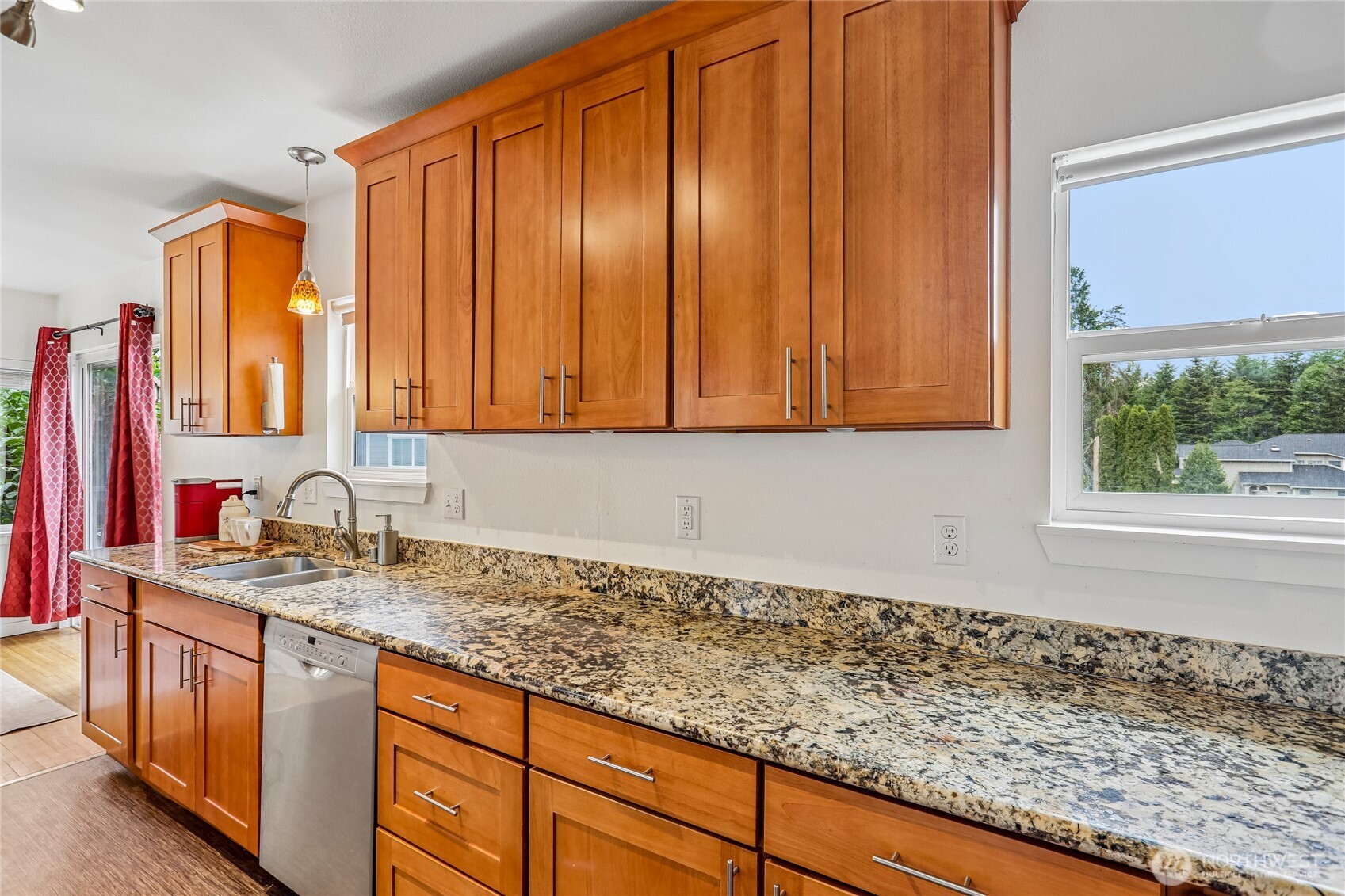 16208 48th Avenue Property Photo 10