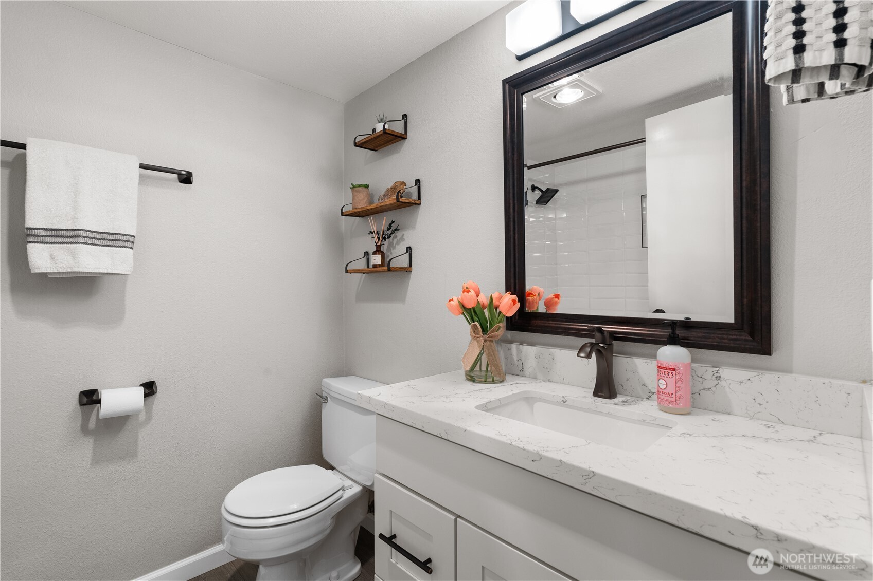 613 W 4th Avenue 103 Property Photo 27