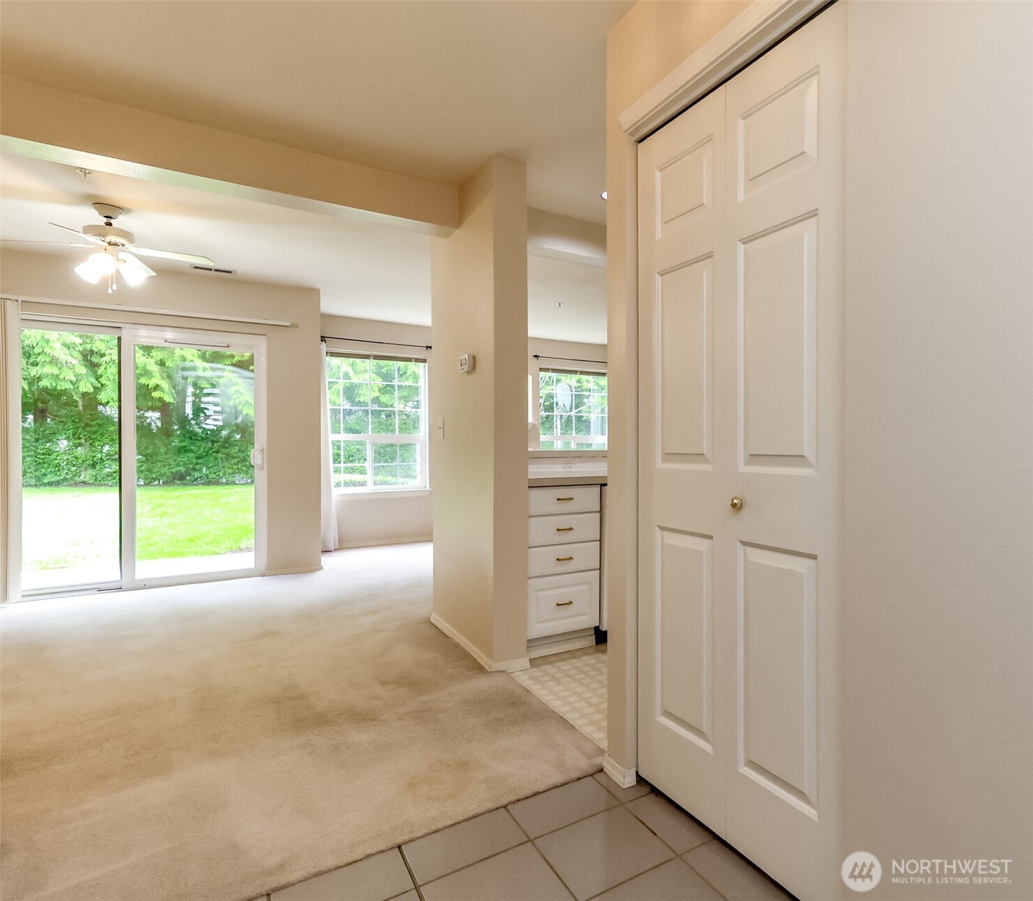 2037 S 368th Place Property Photo 9