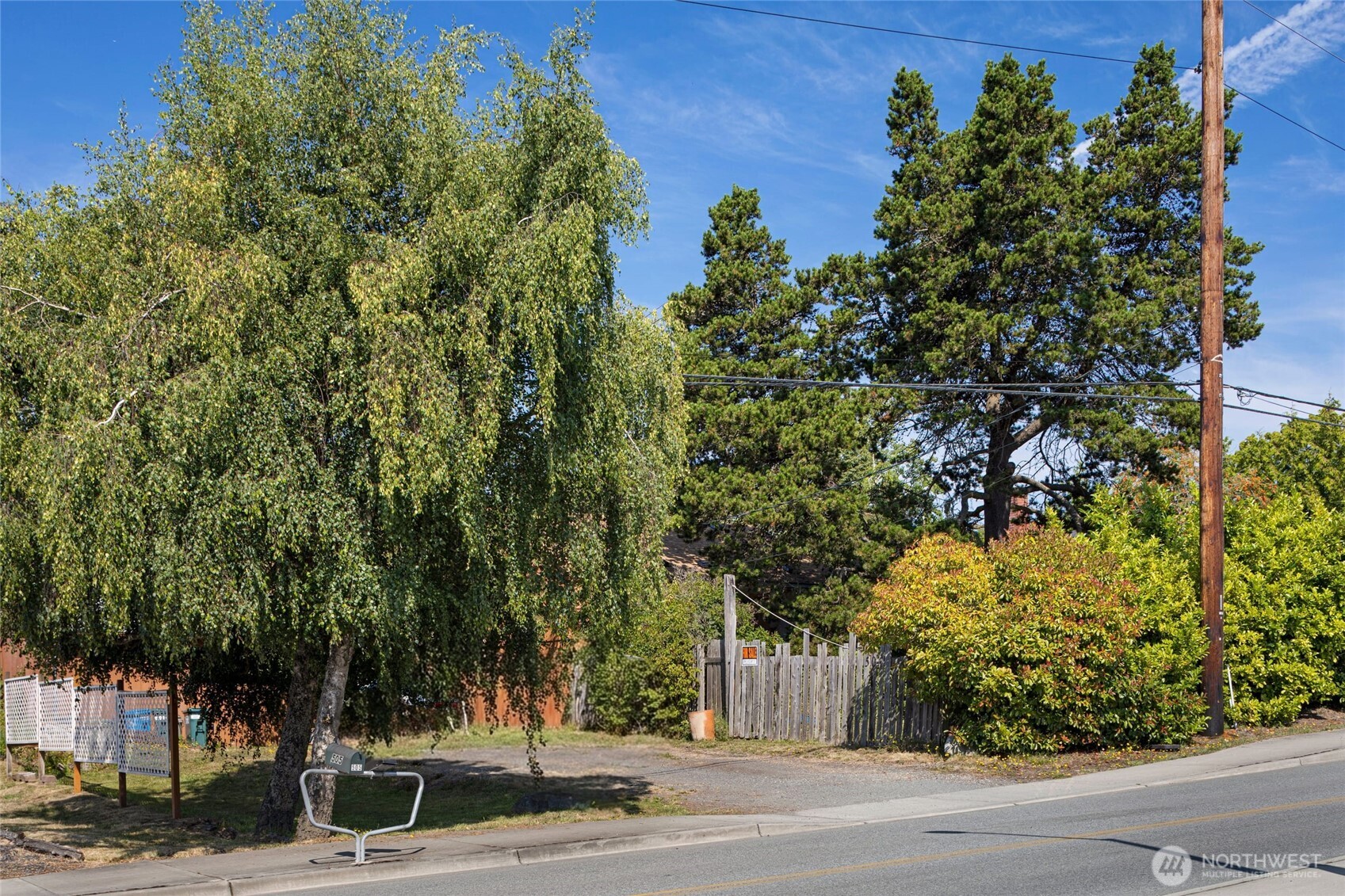 507 Tucker Avenue Property Photo 7