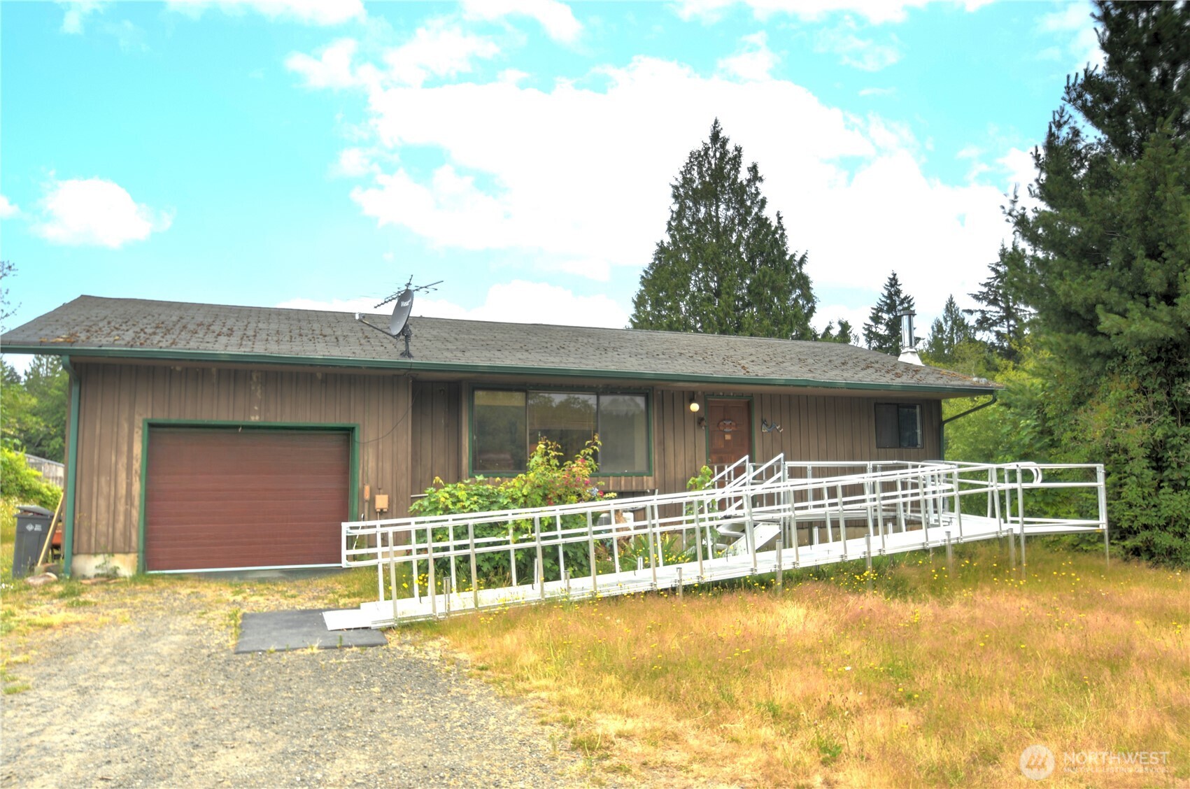 5283 SE Lynch Road Property Photo 1