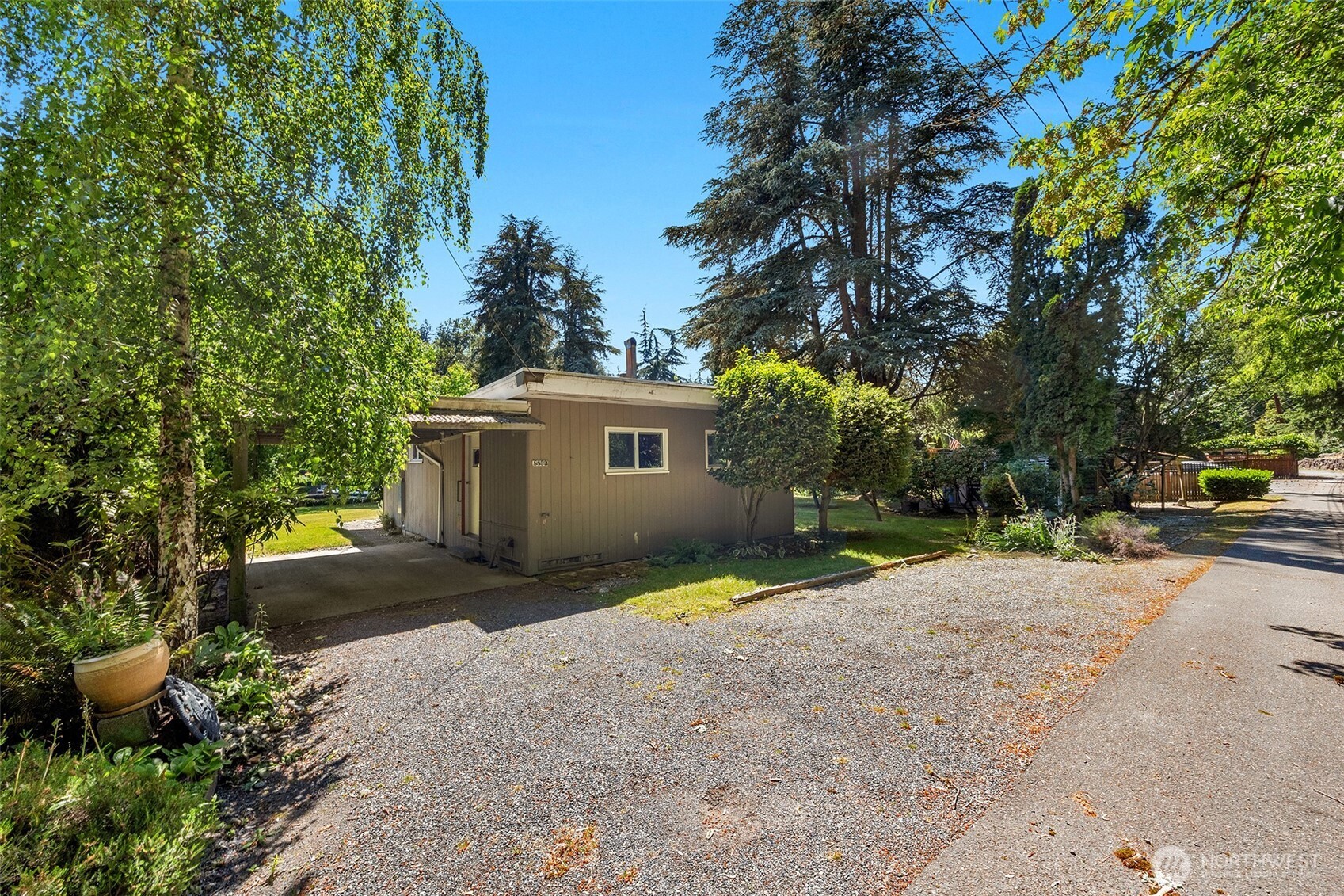 8833 Ne Bothell Way Property Photo 22