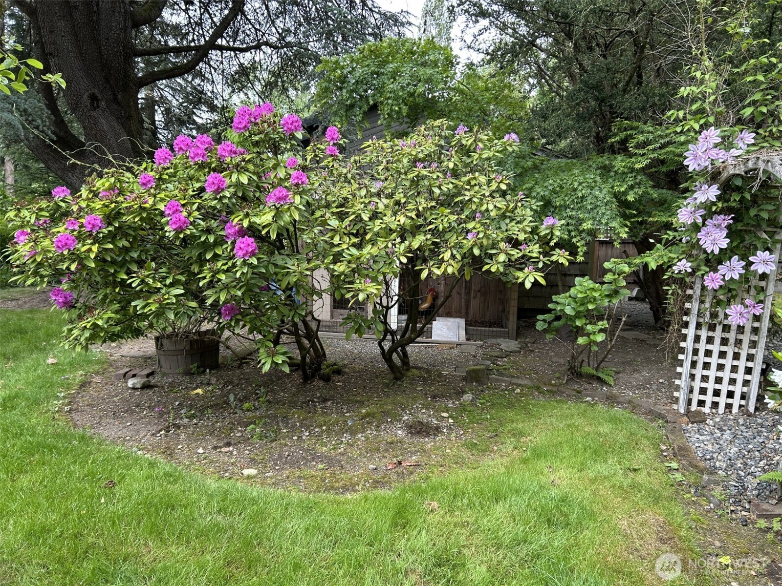 8833 Ne Bothell Way Property Photo 34