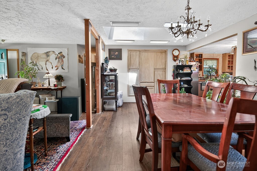 2573 Deer Park Road Property Photo 8